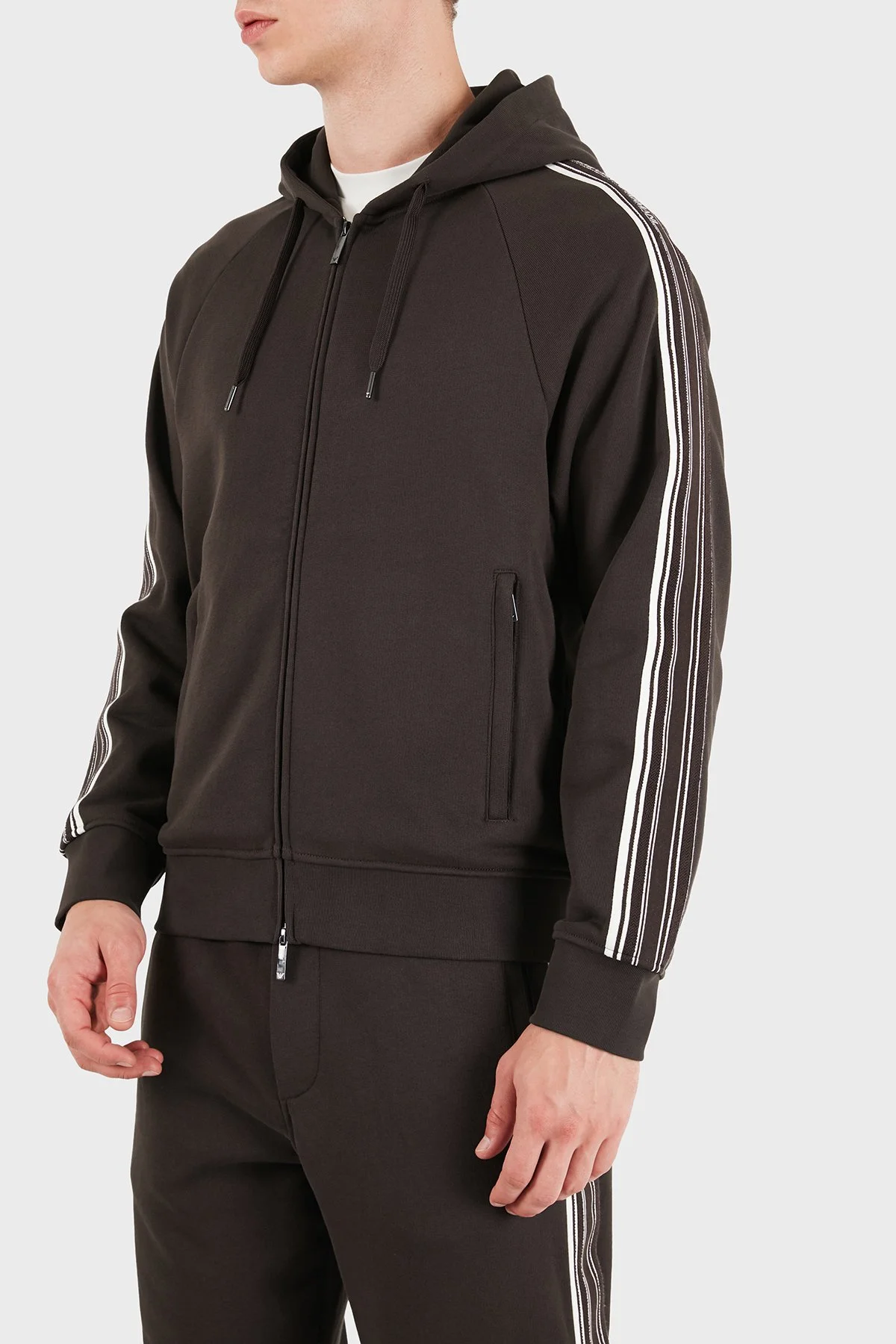 Emporio Armani Şerit Detaylı Pamuklu Kapüşonlu Fermuarlı Erkek Sweat EM006849 AF13713 U6030 Koyu kahve - 7