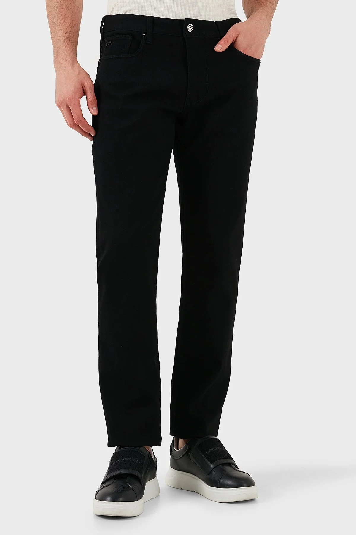 Emporio Armani Slim Fit Düşük Bel Dar Paça Jeans Erkek Kot Pantolon EM000121 AF14867 MC002 SİYAH - 7