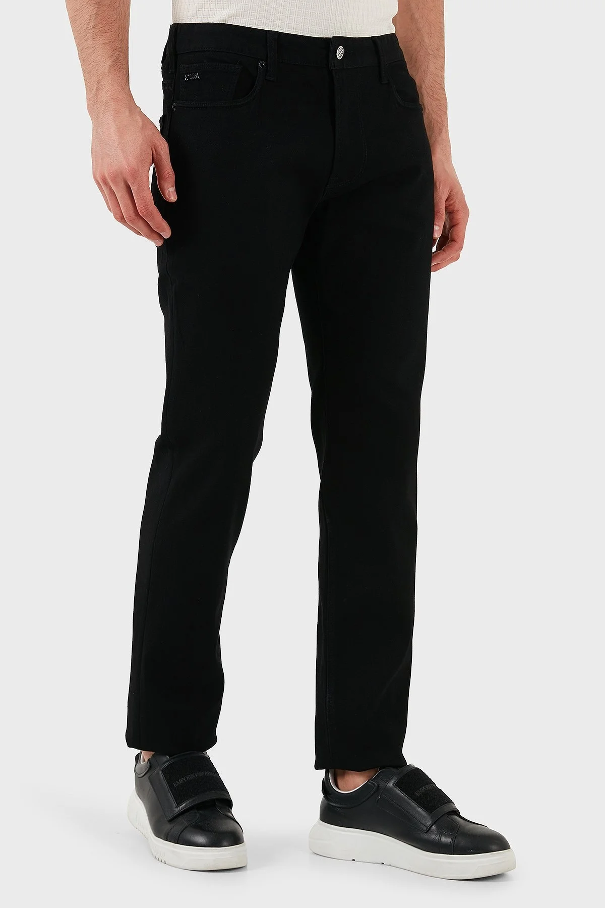 Emporio Armani Slim Fit Düşük Bel Dar Paça Jeans Erkek Kot Pantolon EM000121 AF14867 MC002 SİYAH - 10