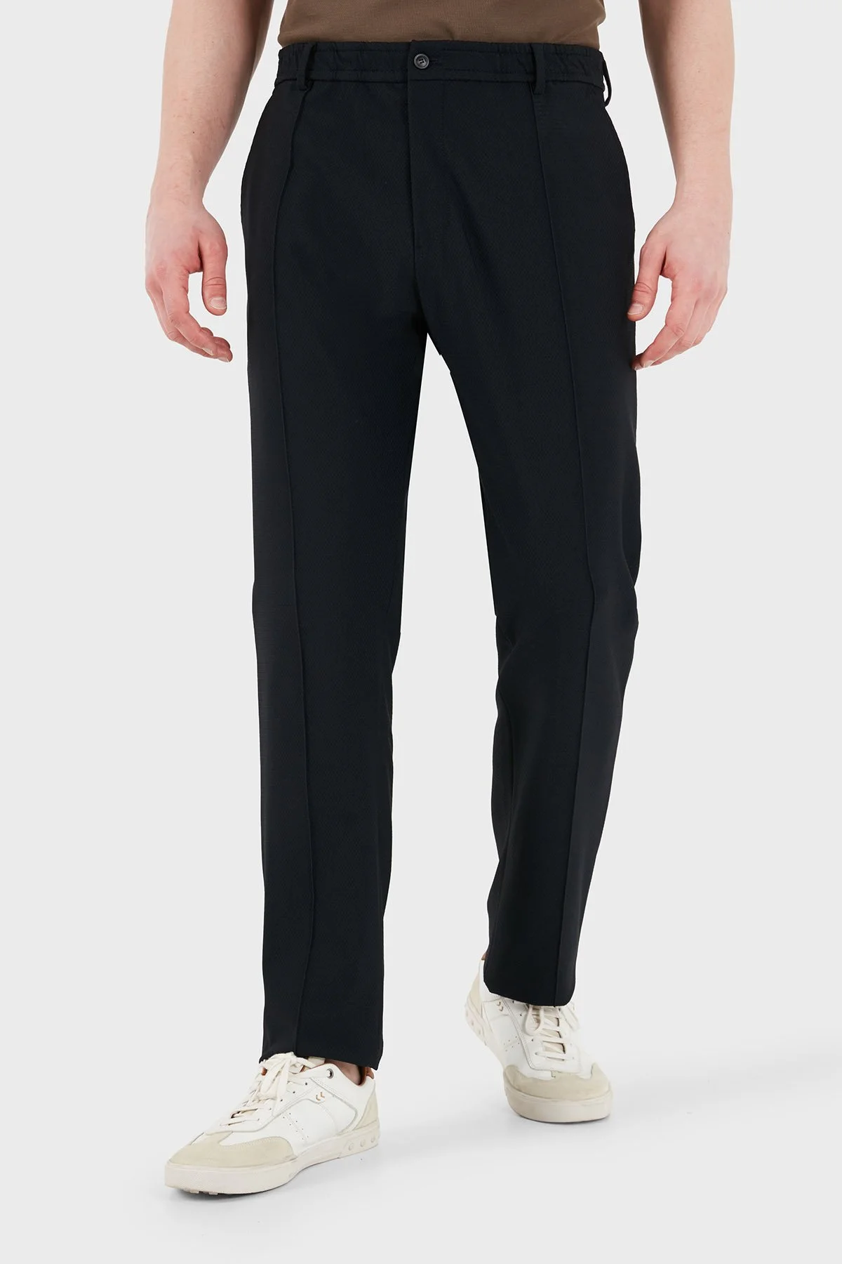 Emporio Armani Slim Fit Normal Bel Dar Paça Erkek Pantolon EM004672 TE11109 UB109 LACİVERT - 1