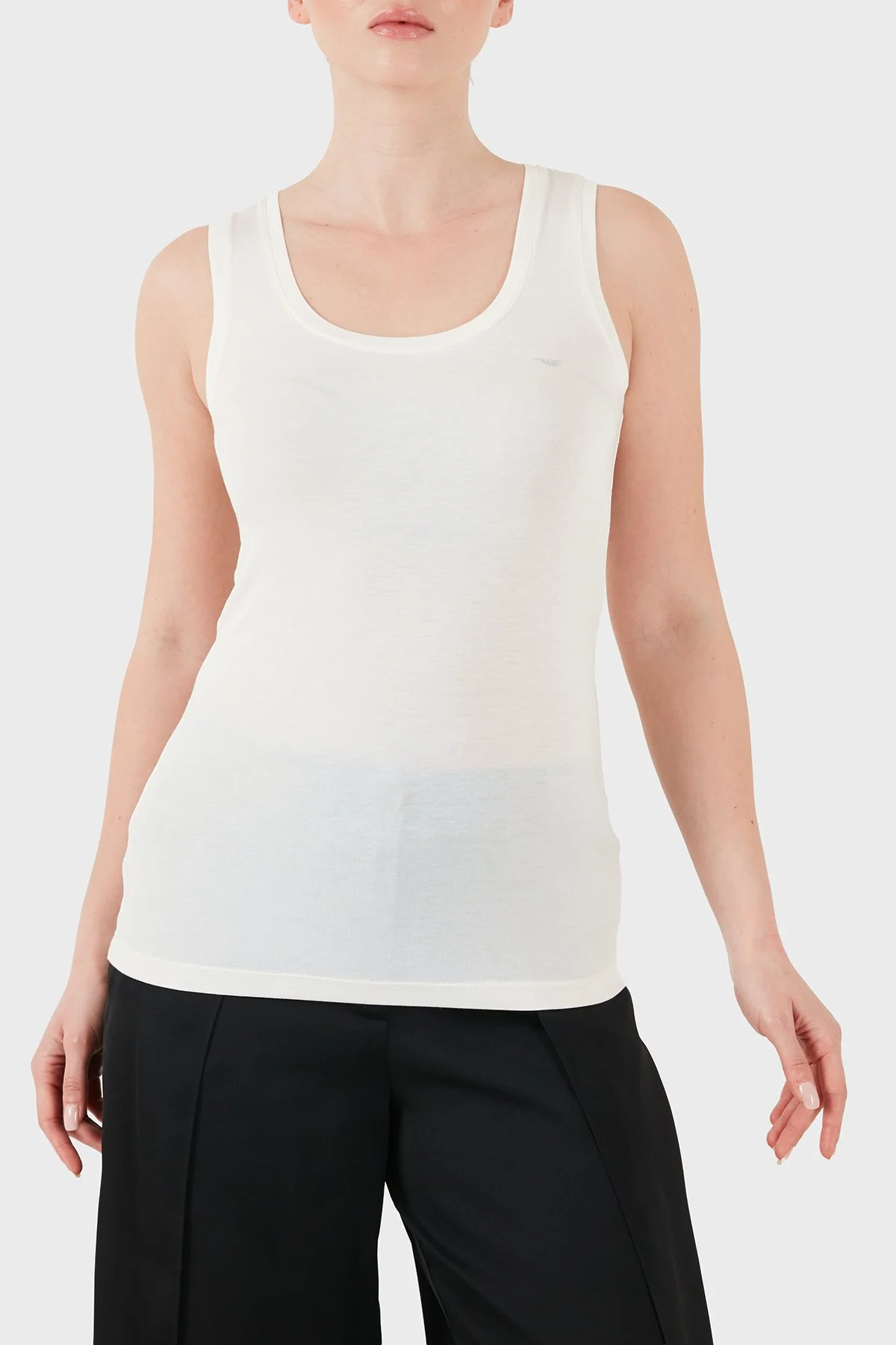 Emporio Armani Slim Fit Yuvarlak Yaka Kadın Top EW000407 AF19024 U1131 EKRU - 1