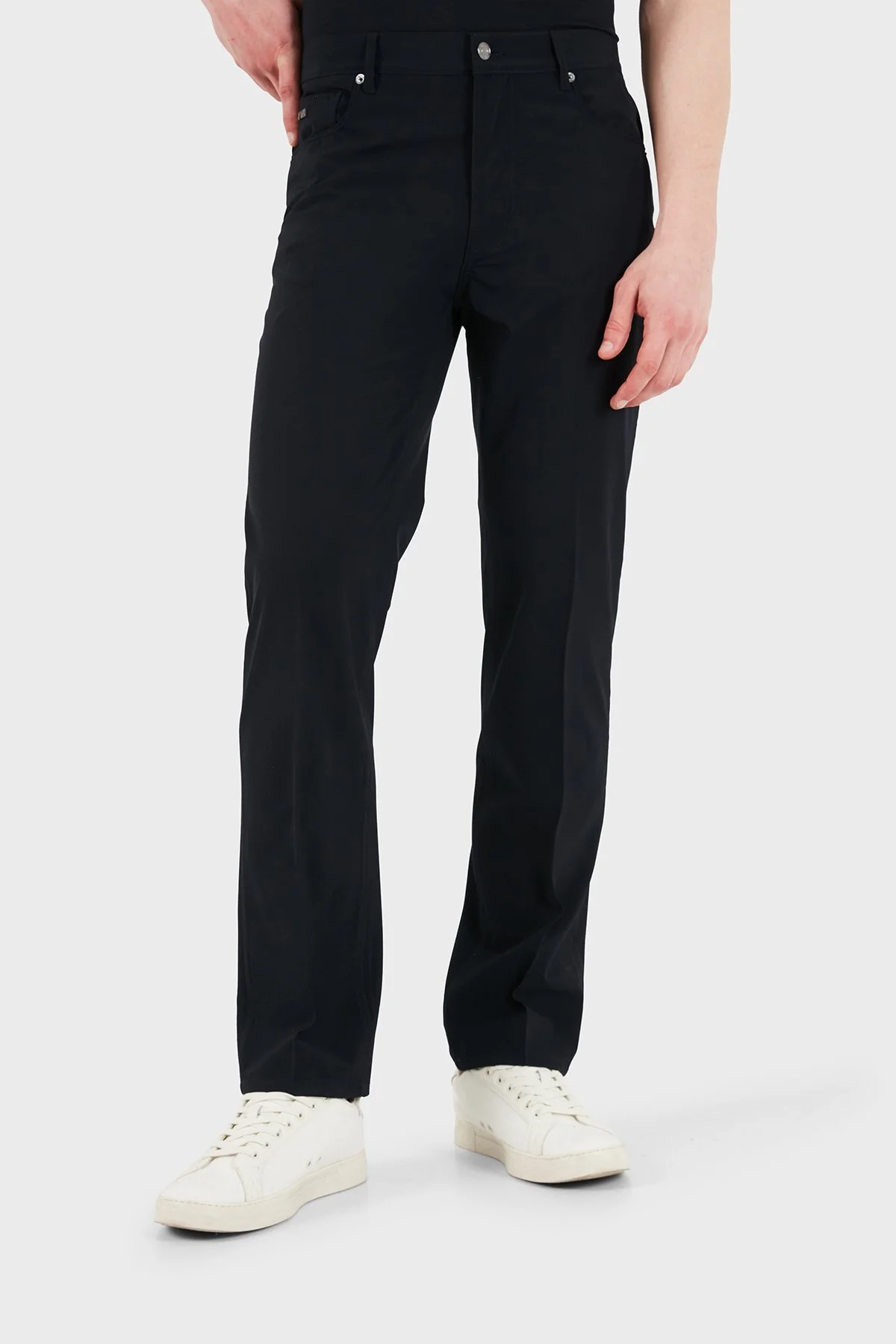 Emporio Armani Straight Fit Normal Bel Düz Paça Erkek Kot Pantolon EM000763 AF21368 UB118 LACİVERT - 1