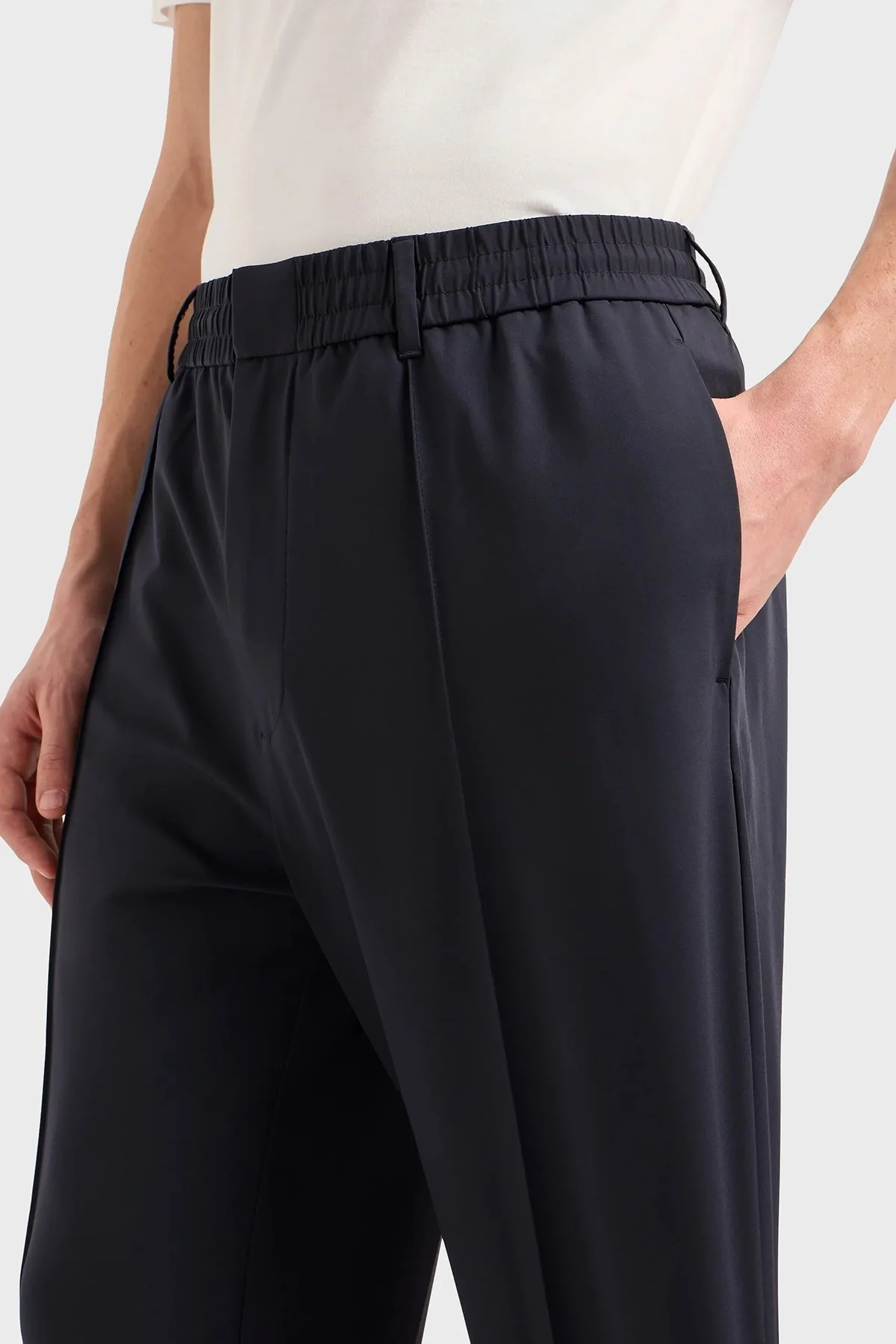 Emporio Armani Streç Normal Bel Tapered Fit Erkek Pantolon EM000045 AF10061 UB118 LACİVERT - 4