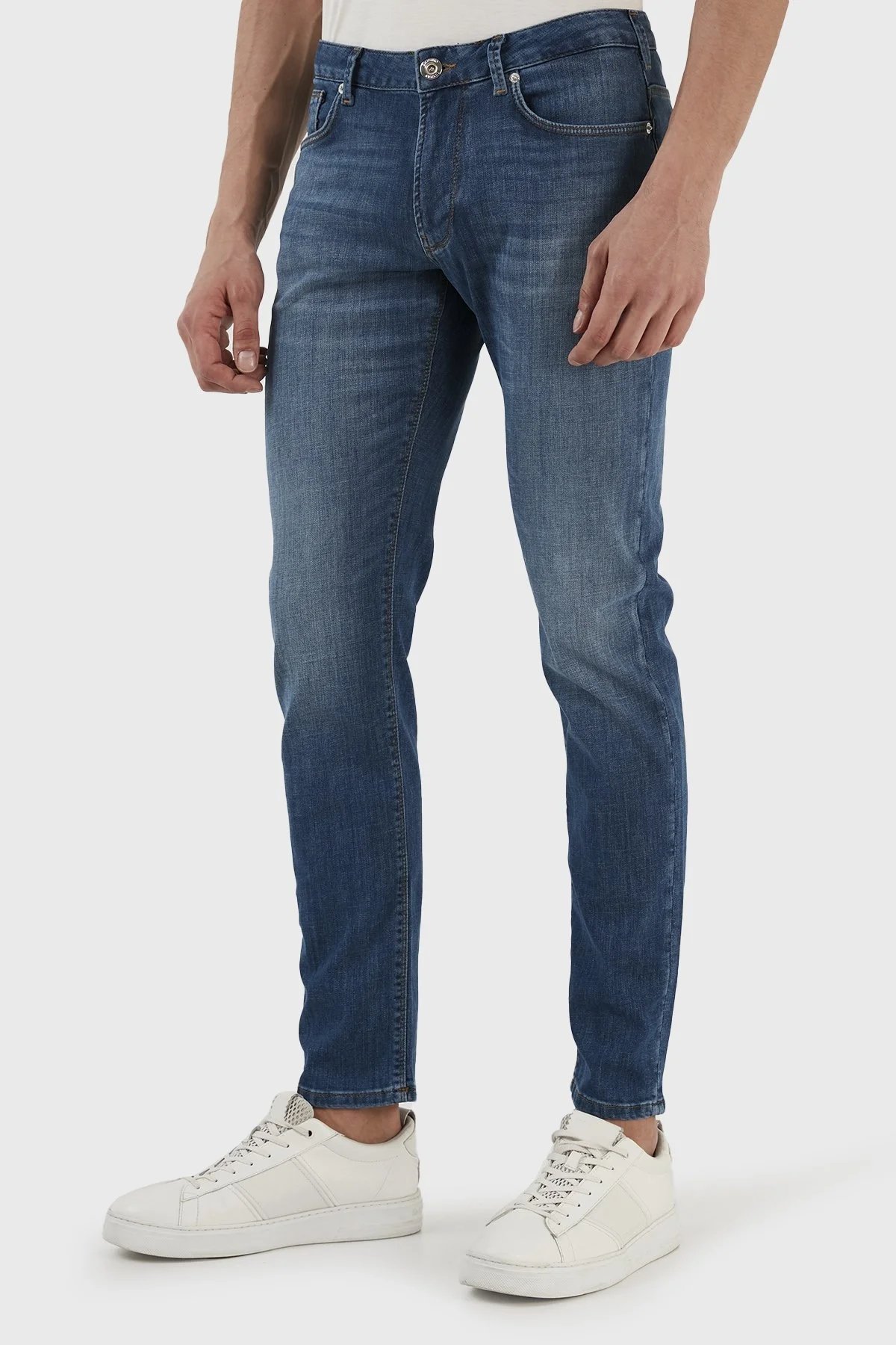 Emporio Armani Streç Pamuklu Normal Bel Slim Fit J06 Jeans Erkek Kot Pantolon 3R1J06 1D09Z 0942 MAVİ - 2