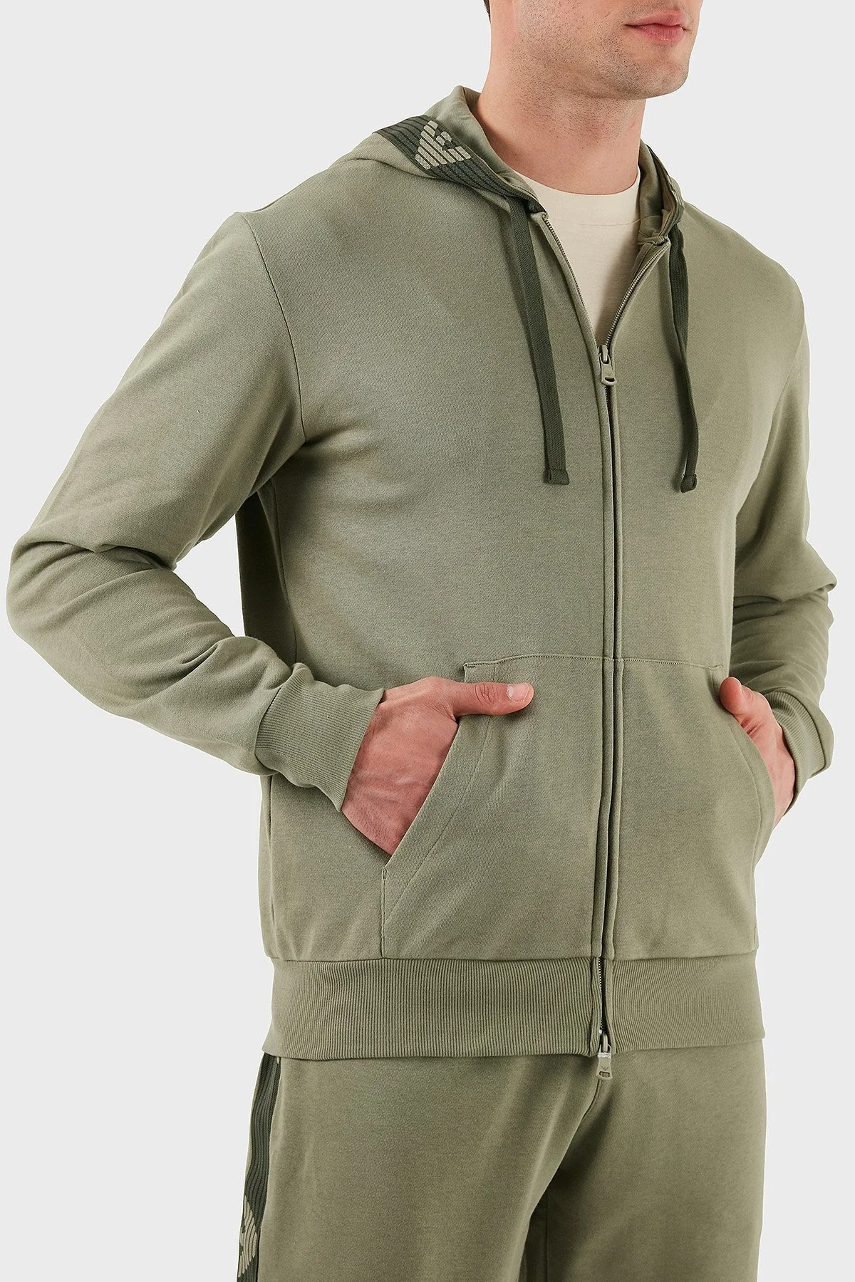 Emporio Armani Streç Pamuklu Regular Fit Kapüşonlu Erkek Sweat EM000523 AF10781 U6274 HAKİ - 12