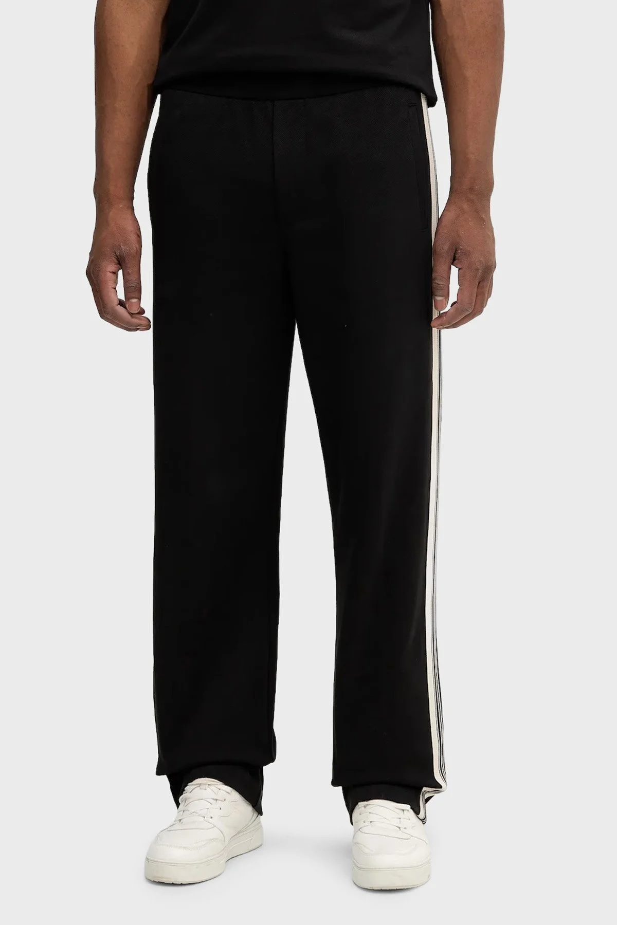 Emporio Armani Streç Pamuklu Regular Fit Normal Bel Bol Paça Jogger Erkek Pantolon EM002873 AF13488 UC001 SİYAH - 1