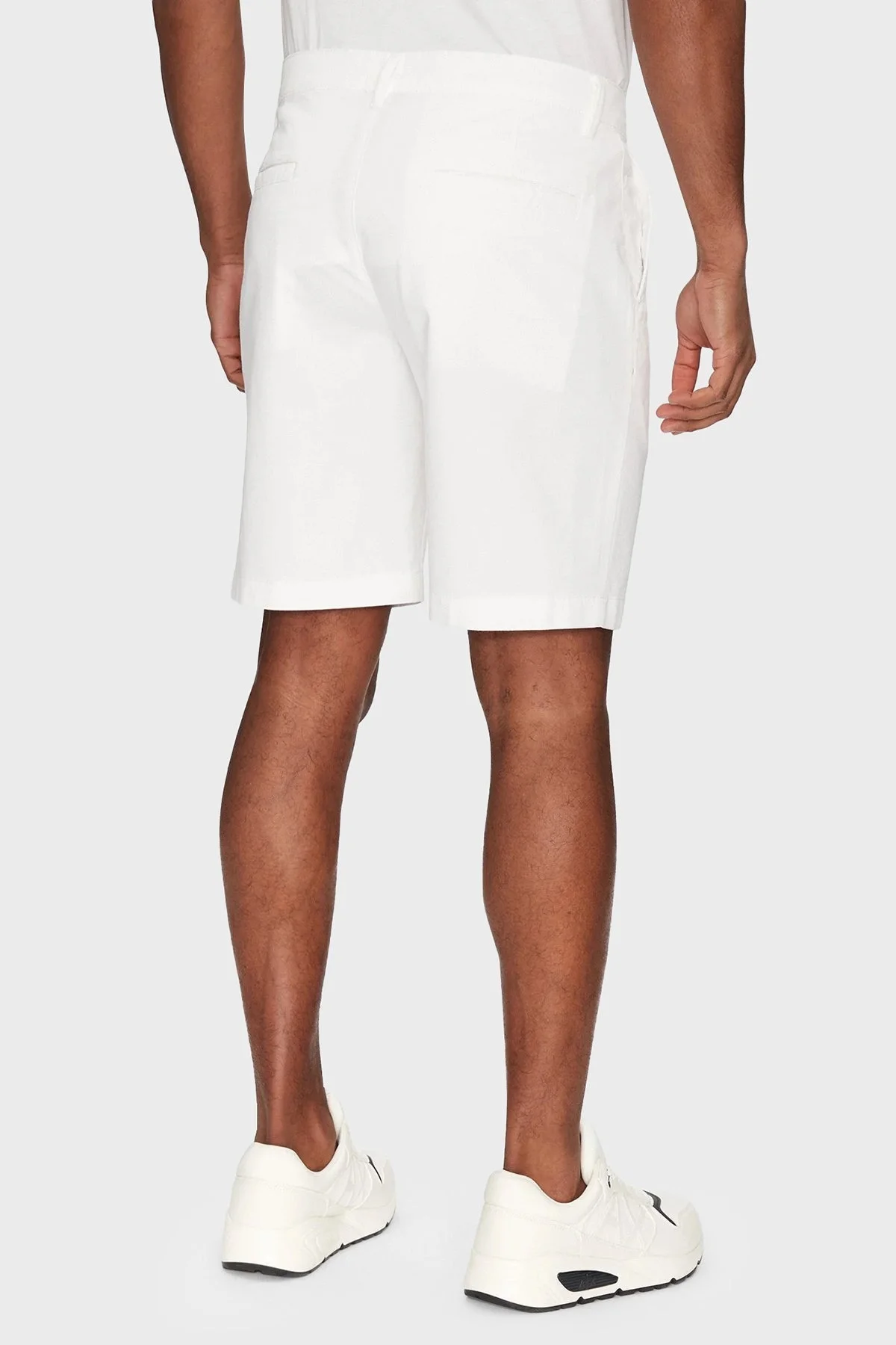 Emporio Armani Streç Pamuklu Regular Fit Normal Bel Erkek Short EM000591 AF12336 U0002 BEYAZ - 2