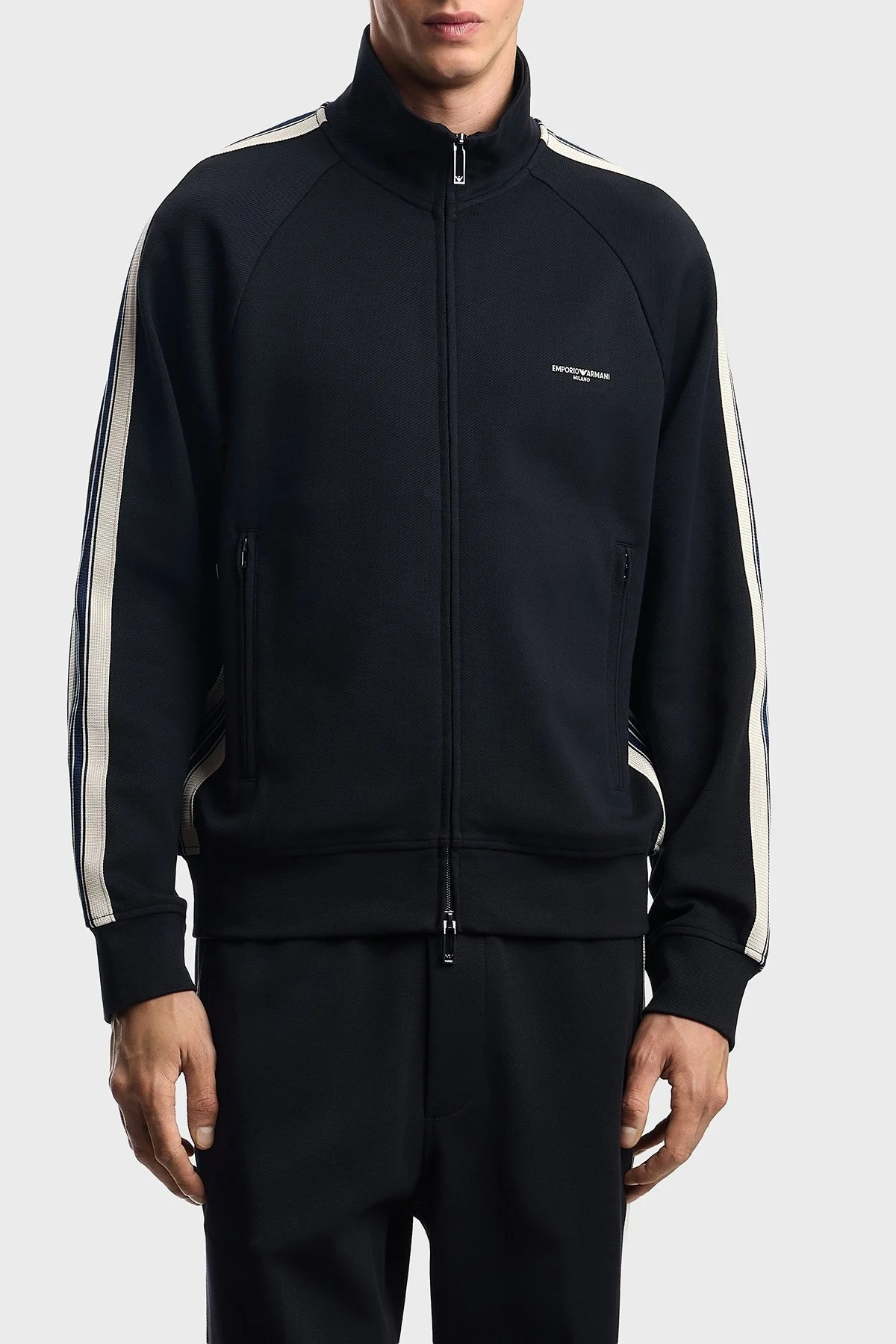 Emporio Armani Streç Pamuklu Regular Fit Şerit Detaylı Dik Yaka Erkek Sweat EM002872 AF13488 UB118 LACİVERT - 1