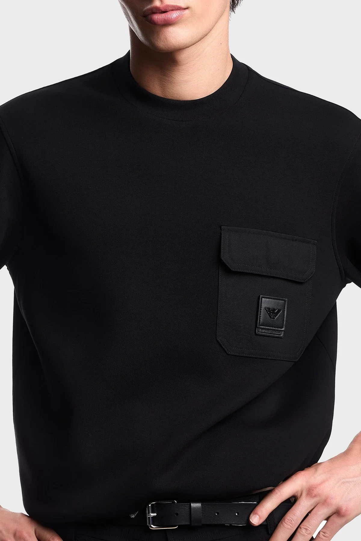 Emporio Armani Streç Pamuklu Regular Fit Tek Cepli Bisiklet Yaka Erkek Sweat EM002925 AF10013 UC001 SİYAH - 4