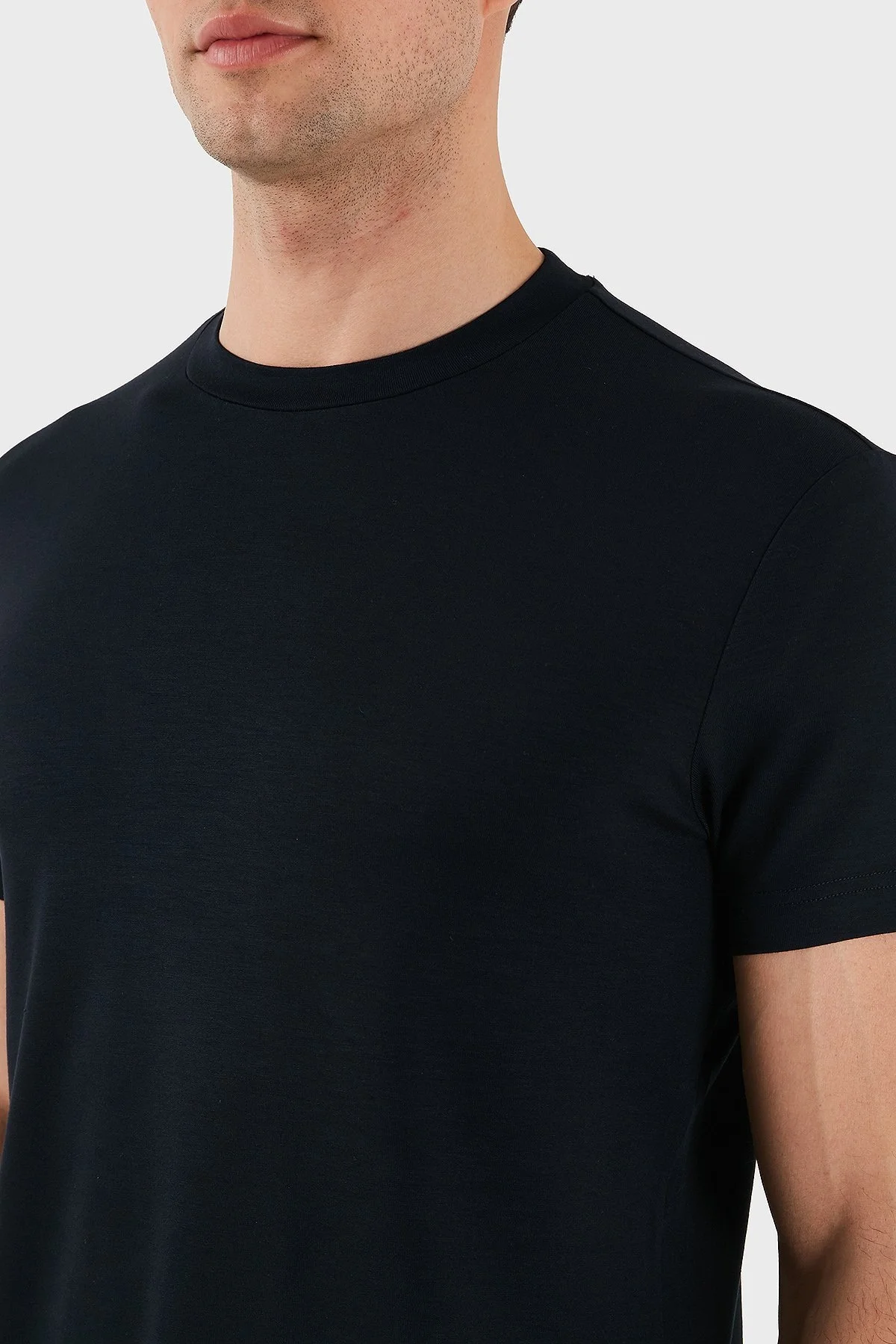 Emporio Armani Streç Pamuklu Slim Fit Bisiklet Yaka Erkek T Shirt 8N1TF0 1JCDZ 0920 LACİVERT - 12