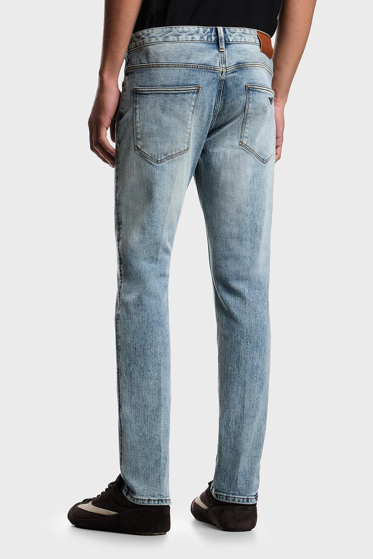 Emporio Armani Streç Pamuklu Slim Fit Düşük Bel Dar Paça Jeans Erkek Kot Pantolon EM000121 AF17485 MB002 LACİVERT - 9