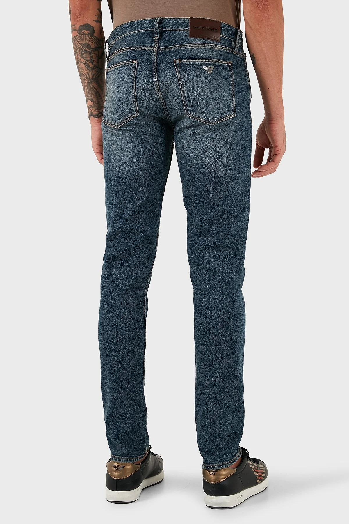 Emporio Armani Streç Pamuklu Slim Fit Düşük Bel Dar Paça Jeans Erkek Kot Pantolon EM000668 AF14297 MB002 LACİVERT - 4