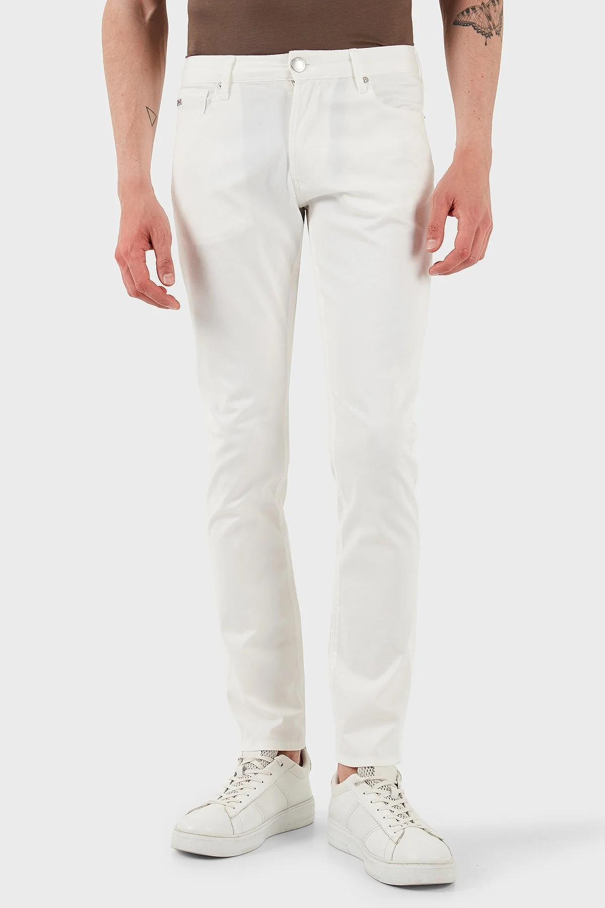 Emporio Armani Streç Pamuklu Slim Fit Normal Bel Düz Paça Jeans Erkek Kot Pantolon EM000121 AF14123 U0003 BEYAZ - 9