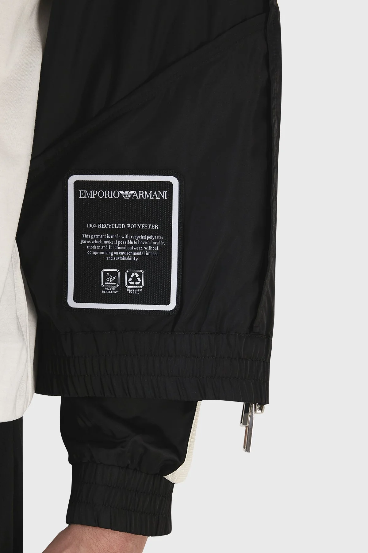 Emporio Armani Su Geçirmez Kapüşonlu Rüzgarlık İnce Erkek Ceket 3R1BR0 1NRYZ 0999 SİYAH - 5