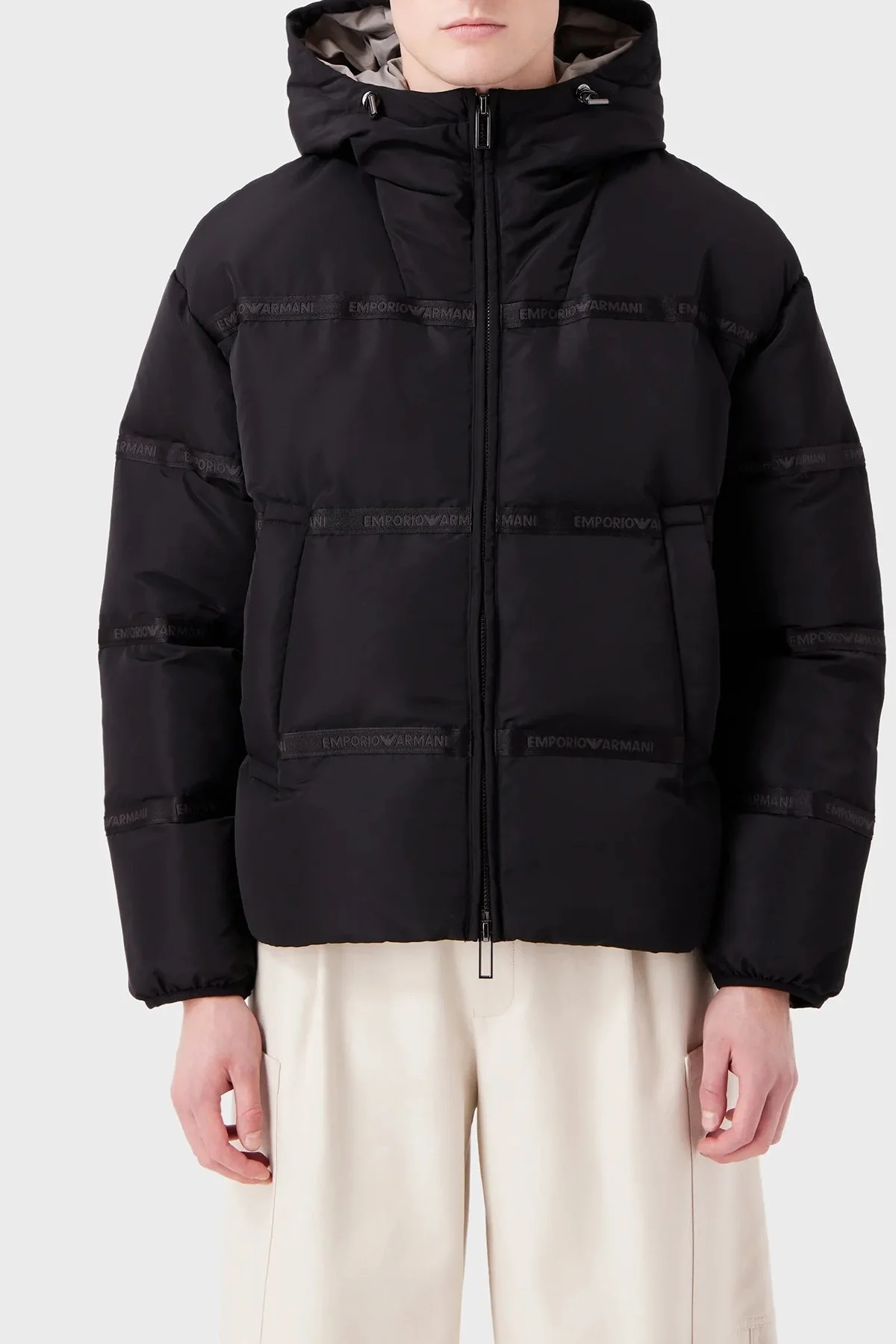 Emporio Armani Su Geçirmez Kuş Tüyü Dolgulu Şişme Erkek Mont 6R1B90 1NCFZ 0999 SİYAH - 1