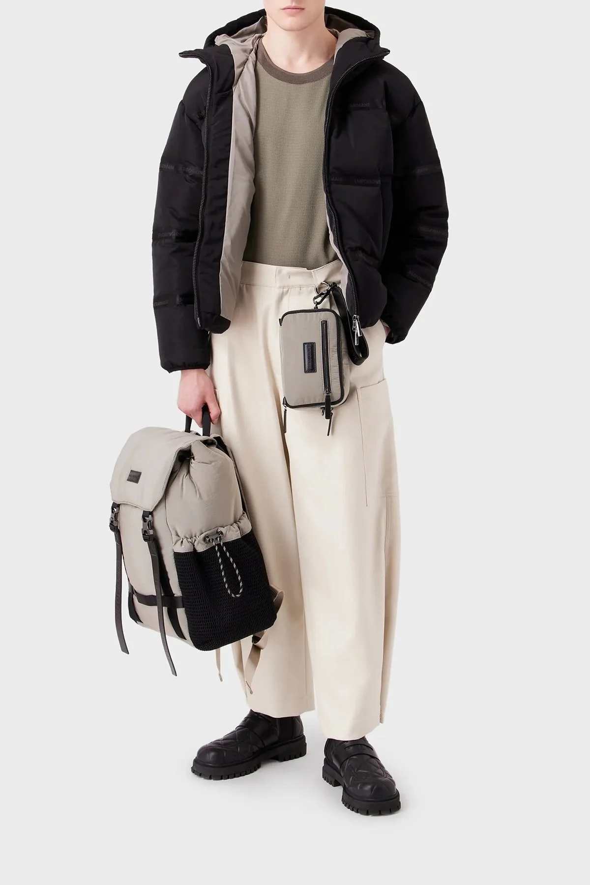 Emporio Armani Su Geçirmez Kuş Tüyü Dolgulu Şişme Erkek Mont 6R1B90 1NCFZ 0999 SİYAH - 3