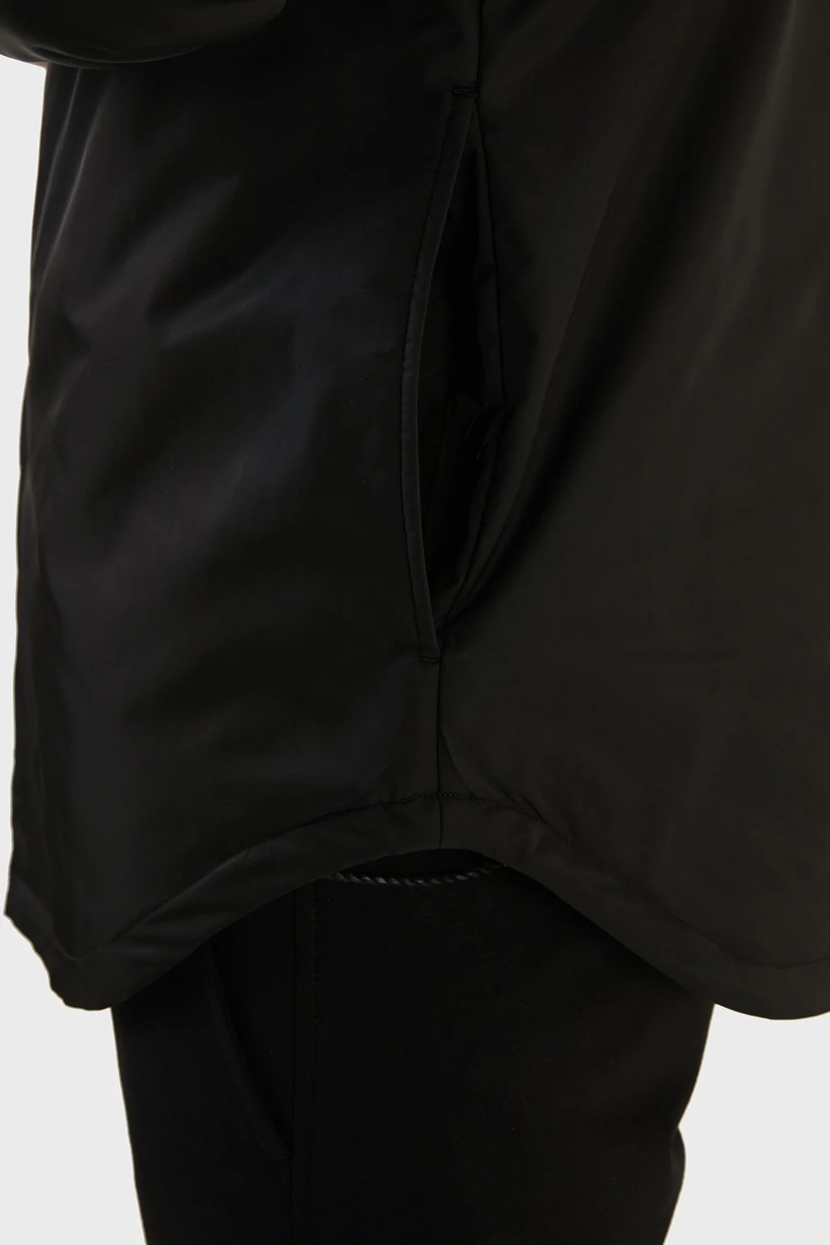 Emporio Armani Su Geçirmez Regular Fit Cepli Erkek Mont 6L1CD5 1NZQZ 0999 SİYAH - 6