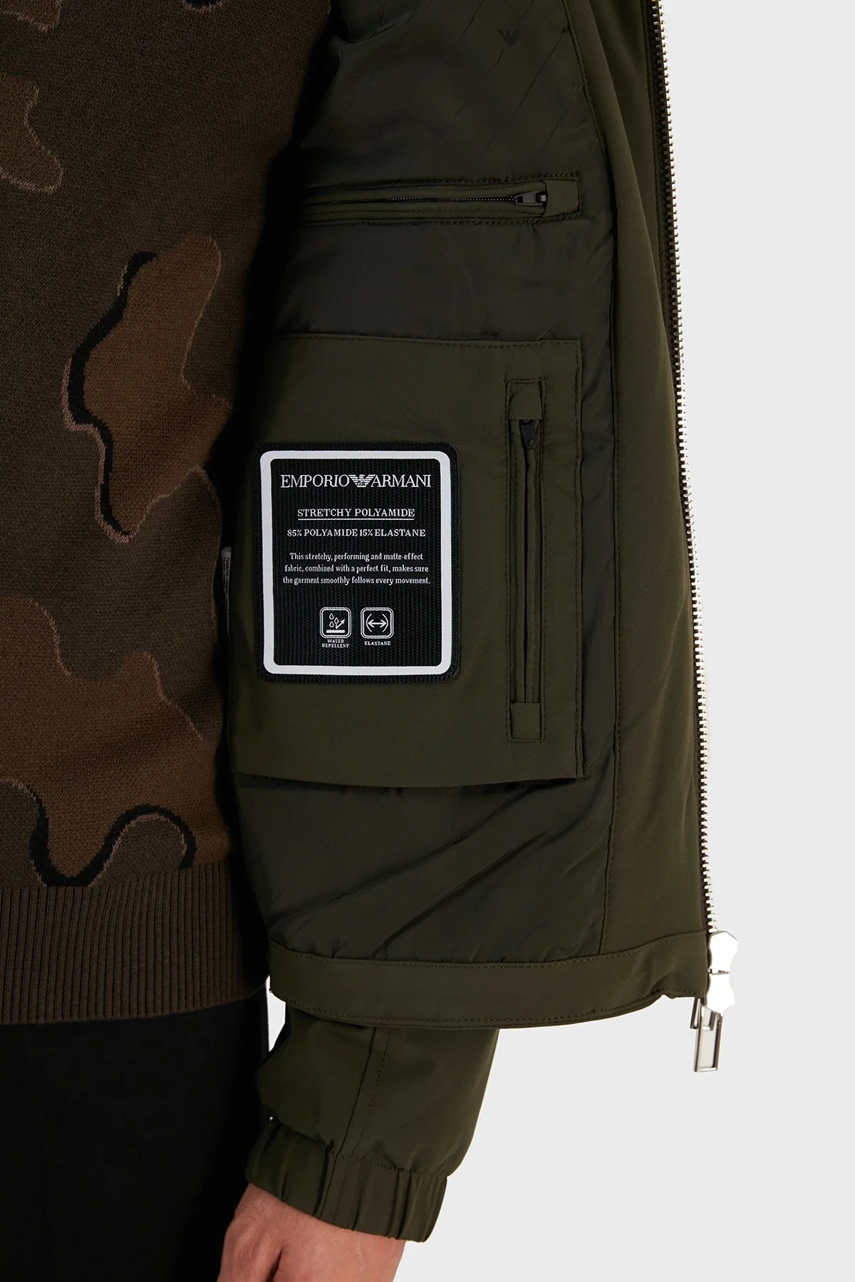 Emporio Armani Su Geçirmez Regular Fit Konforlu Kapüşonlu Erkek Mont 6L1BH5 1NNIZ 0558 HAKİ - 5