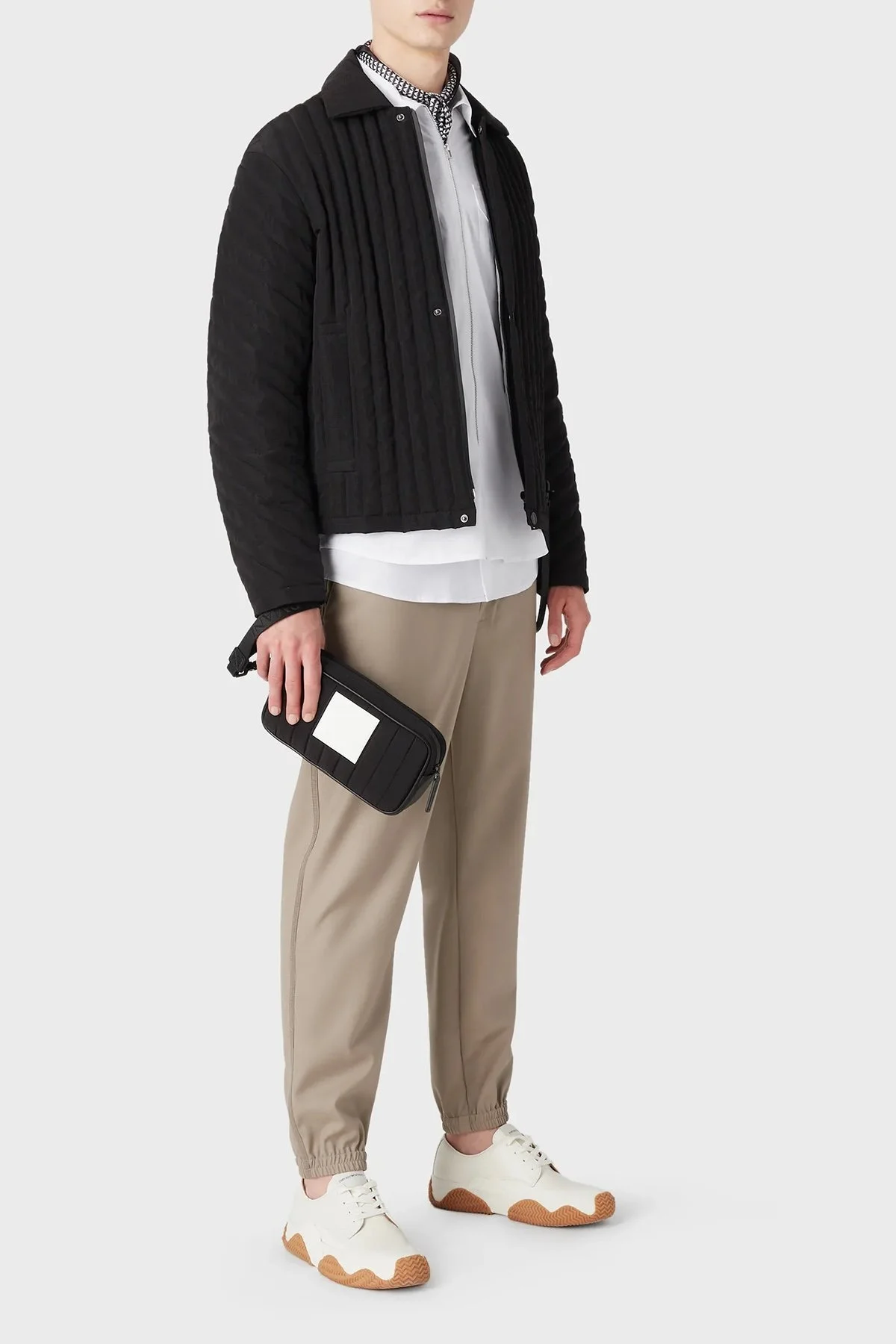 Emporio Armani Su Geçirmez Regular Fit Kuş Tüyü Dolgulu Kapitone Erkek Mont 3R1BC7 1NROZ 0999 SİYAH - 4