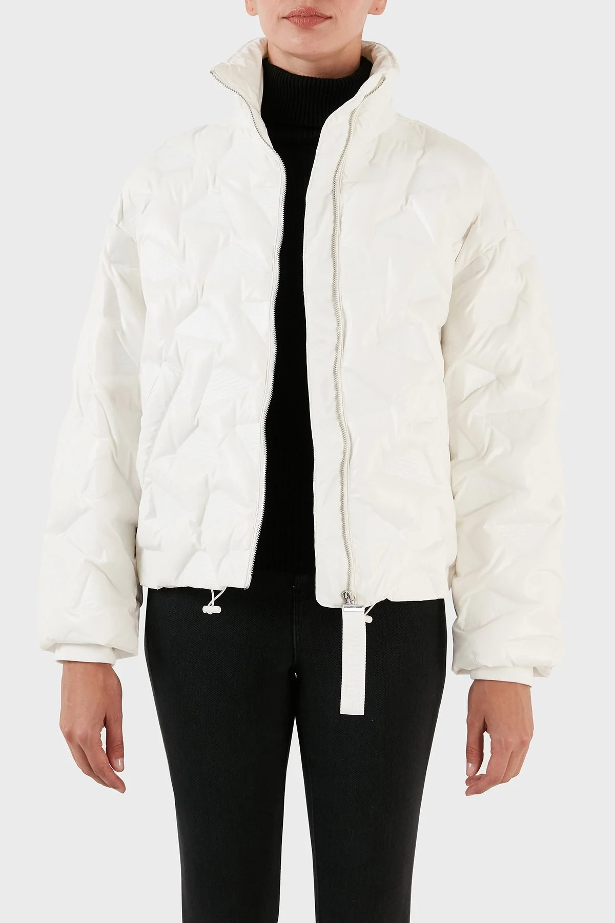 Emporio Armani Su Geçirmez Dik Yaka Kapitone Şişme Bayan Mont 6R2B86 2NFJZ 0101 BEYAZ - 2