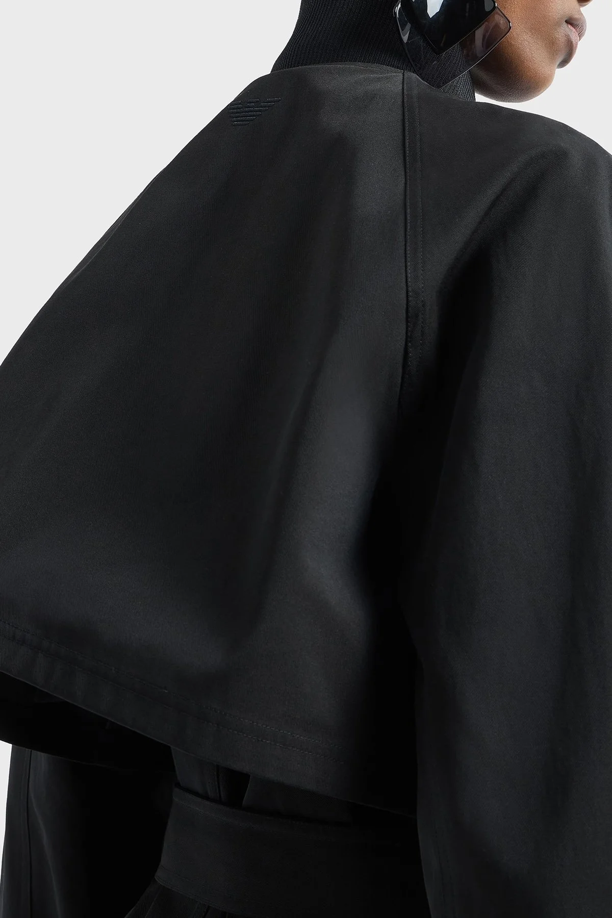 Emporio Armani Su İtici Regular Fit Çift Kullanımlı Uzun Bayan Trençkot EW000638 AF12646 UC001 SİYAH - 11