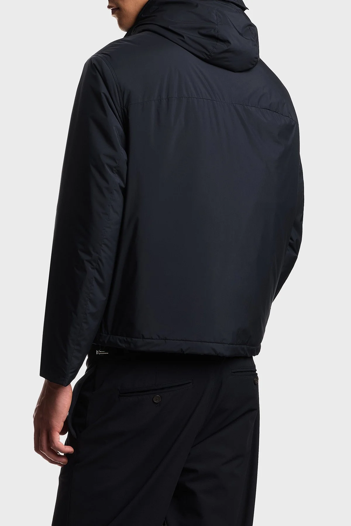 Emporio Armani Su İtici Regular Fit Kapüşonlu Erkek Mont EM003042 AF18503 UB118 LACİVERT - 11