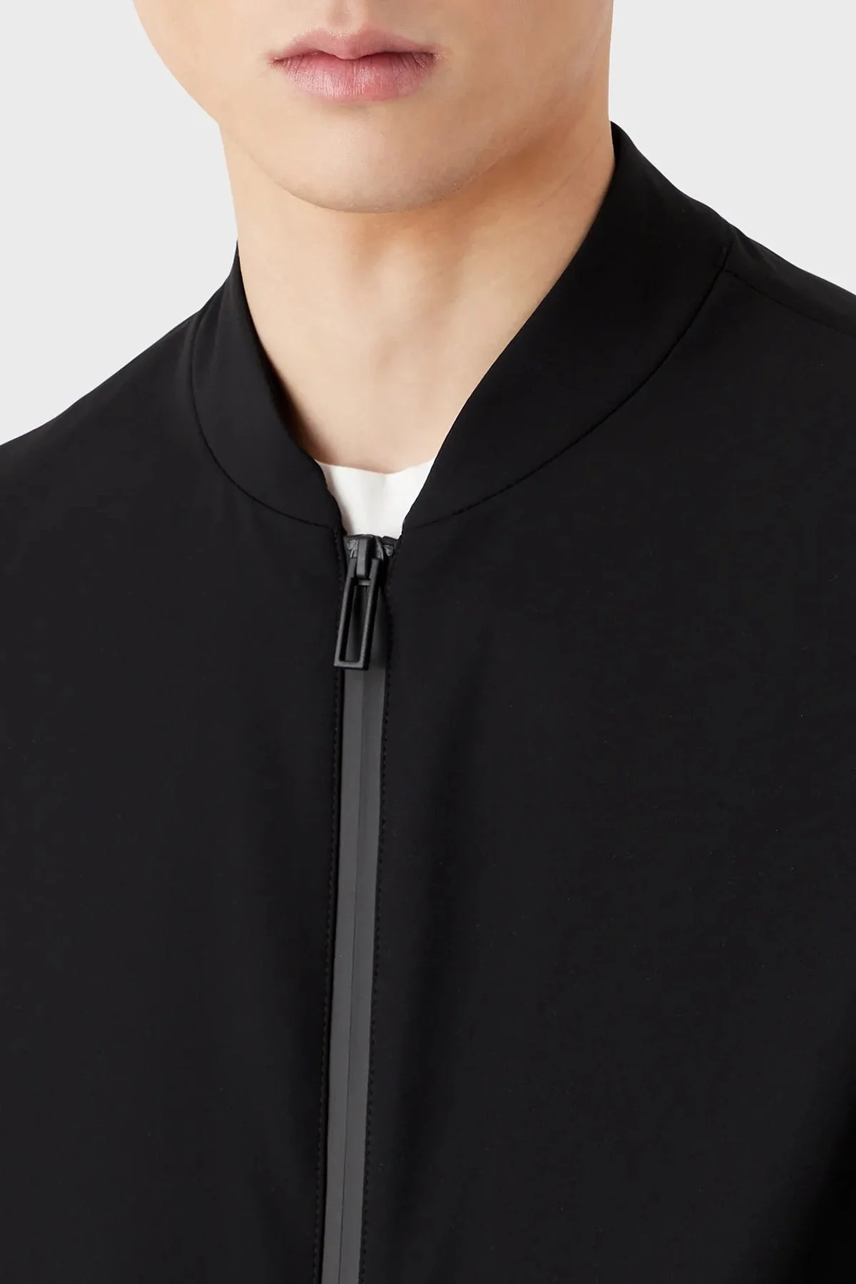 Emporio Armani Su Tutmaz Fermuarlı Regular Fit Erkek Ceket 3R1GC1 1NNIZ 0999 SİYAH - 4