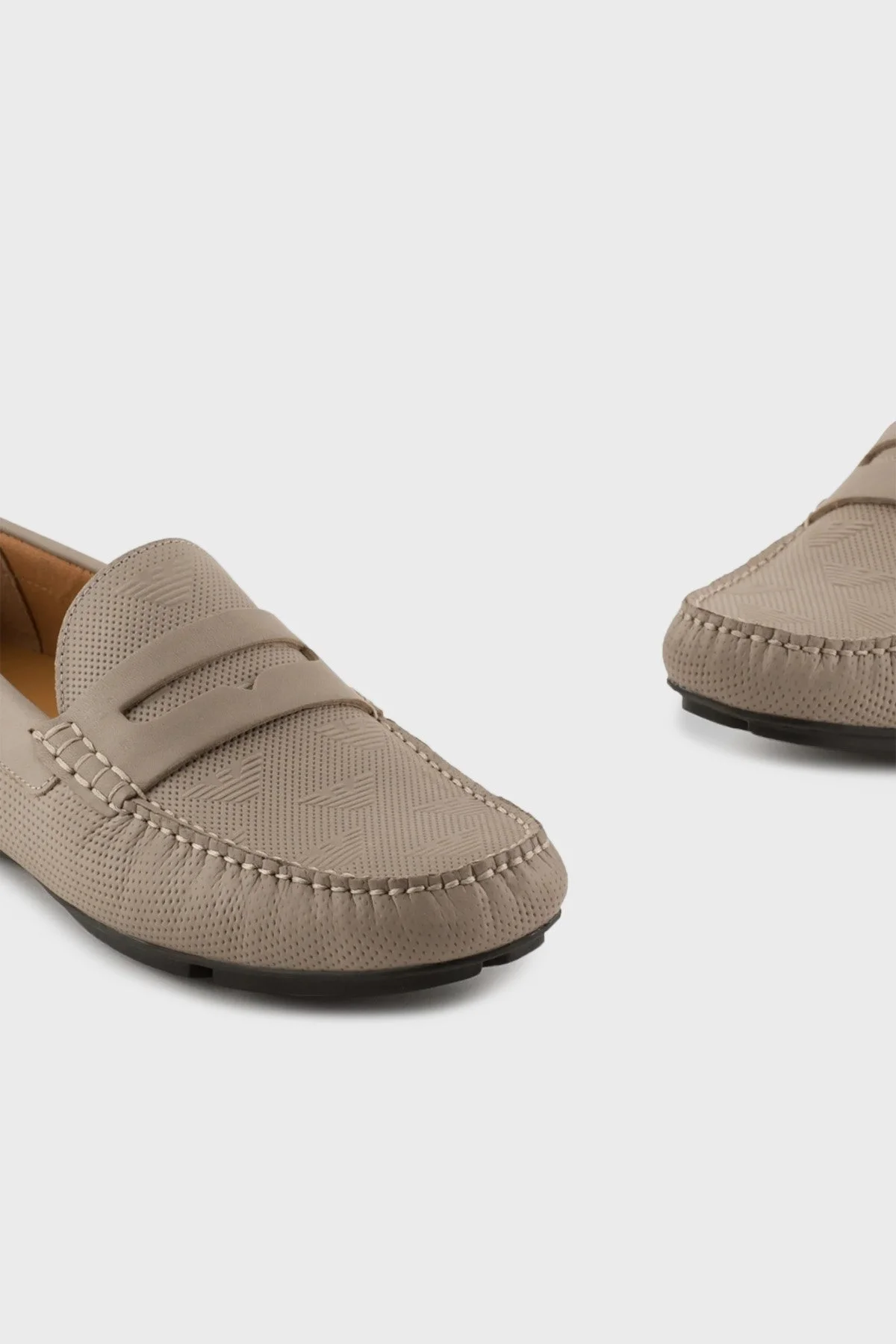 Emporio Armani Süet Deri Makosen Erkek Ayakkabı X4B146 XN784 S747 BEJ - 4