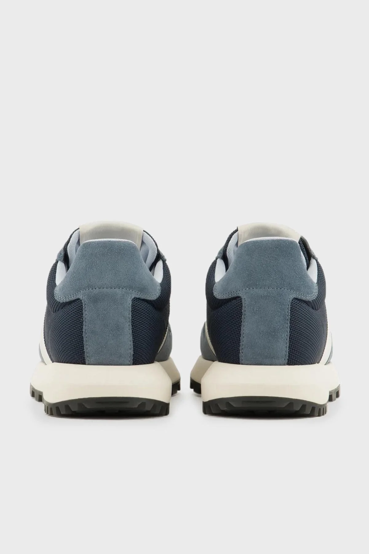 Emporio Armani Süet Detaylı Sneaker Erkek Ayakkabı X4X640 XR102 T858 LACİVERT-MAVİ - 4