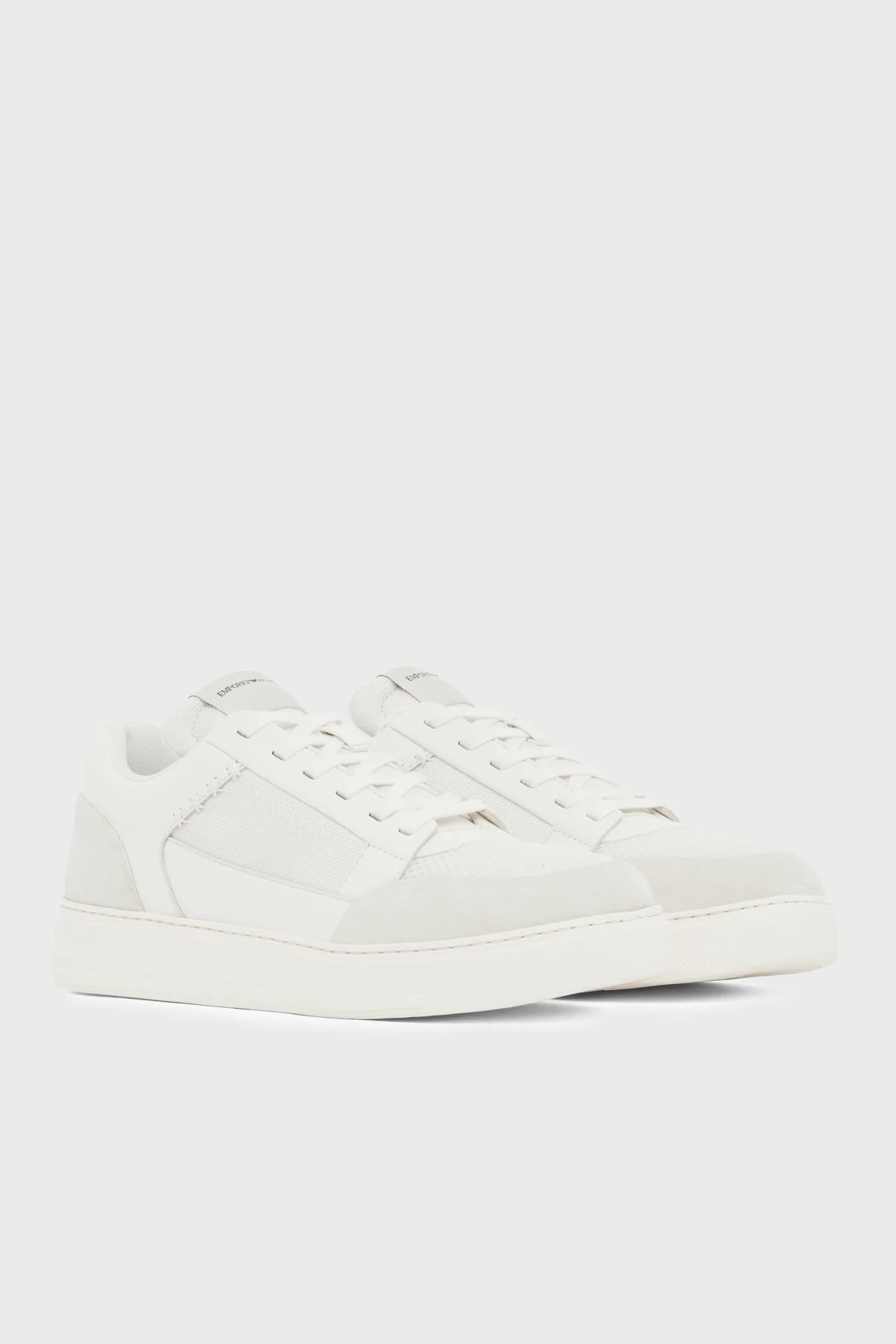 Emporio Armani Süet Logolu Sneaker Erkek Ayakkabı EM004836 AF24321 M0360 BEYAZ - 3