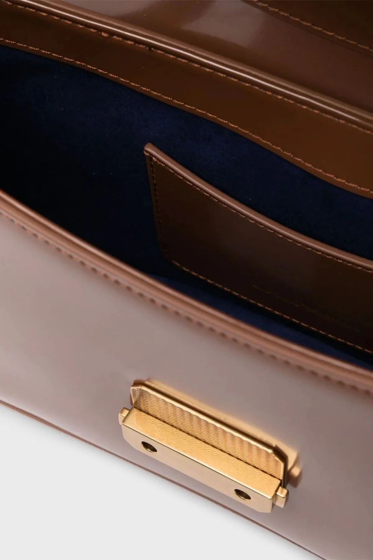 Emporio Armani Suni Deri Ayarlanabilir Omuz Askılı Logolu Bayan Çanta Y3E226 YWE2D 80009 KAHVE - 5