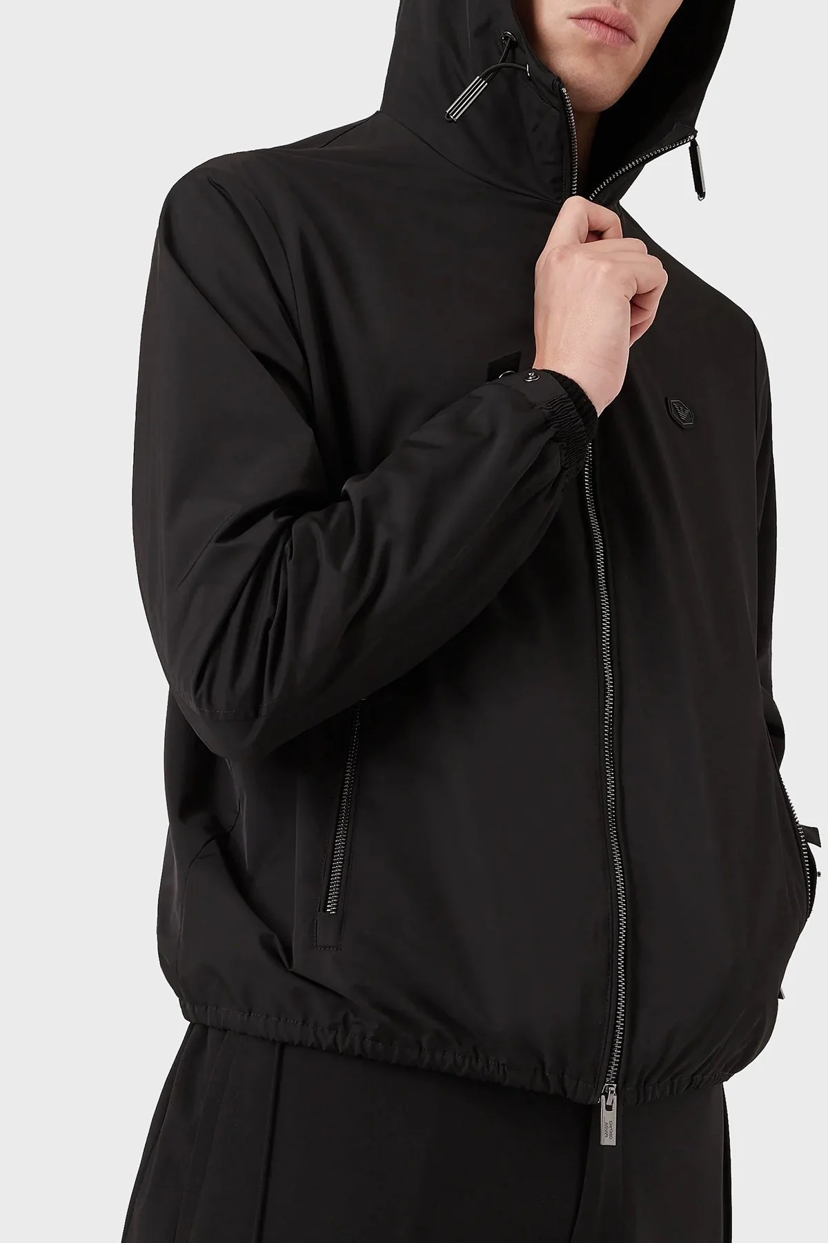 Emporio Armani Suya Dayanıklı Regular Fit Kapüşonlu Erkek Mont 8N1BQ0 1NZQZ 0999 SİYAH - 4