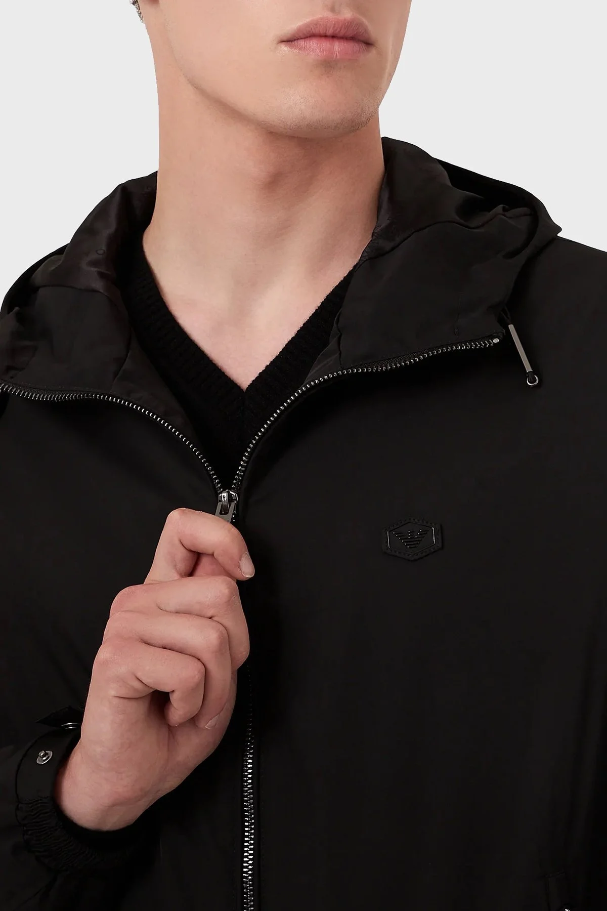 Emporio Armani Suya Dayanıklı Regular Fit Kapüşonlu Erkek Mont 8N1BQ0 1NZQZ 0999 SİYAH - 5