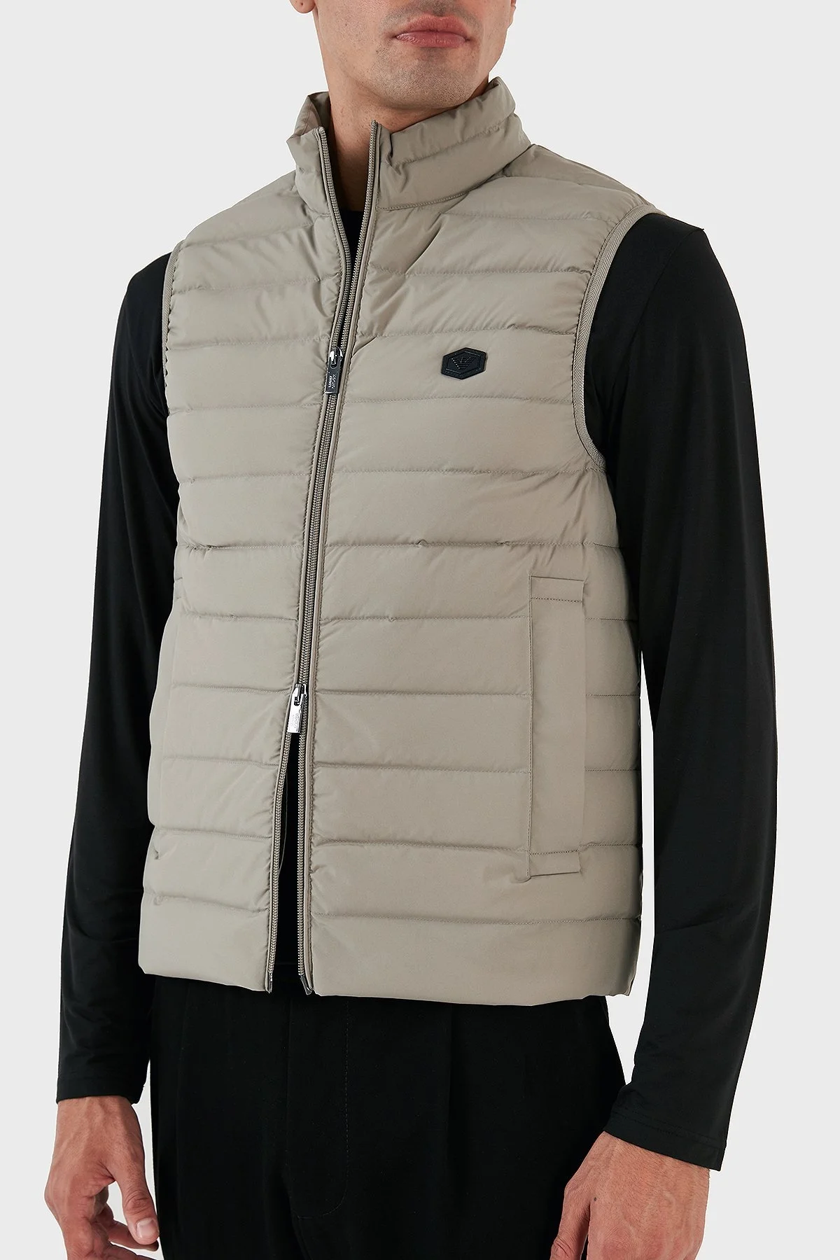 Emporio Armani Suya ve Soğuğa Dayanıklı Kuş Tüyü Dolgulu Slim Fit Erkek Yelek 8N1BQ1 1NLRZ 0643 GRİ - 2