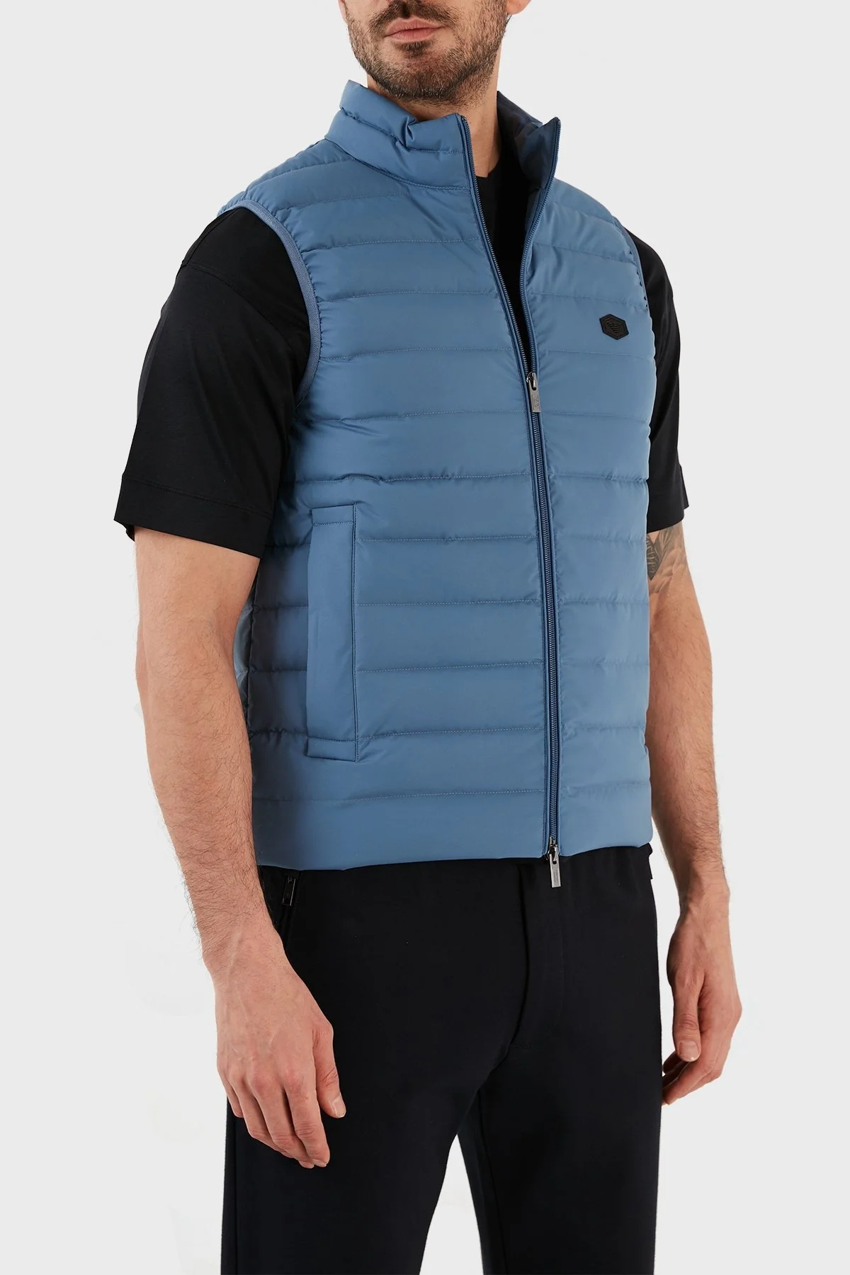 Emporio Armani Suya ve Soğuğa Dayanıklı Kuş Tüyü Dolgulu Slim Fit Erkek Yelek 8N1BQ1 1NLRZ 0771 AÇIK MAVİ - 2
