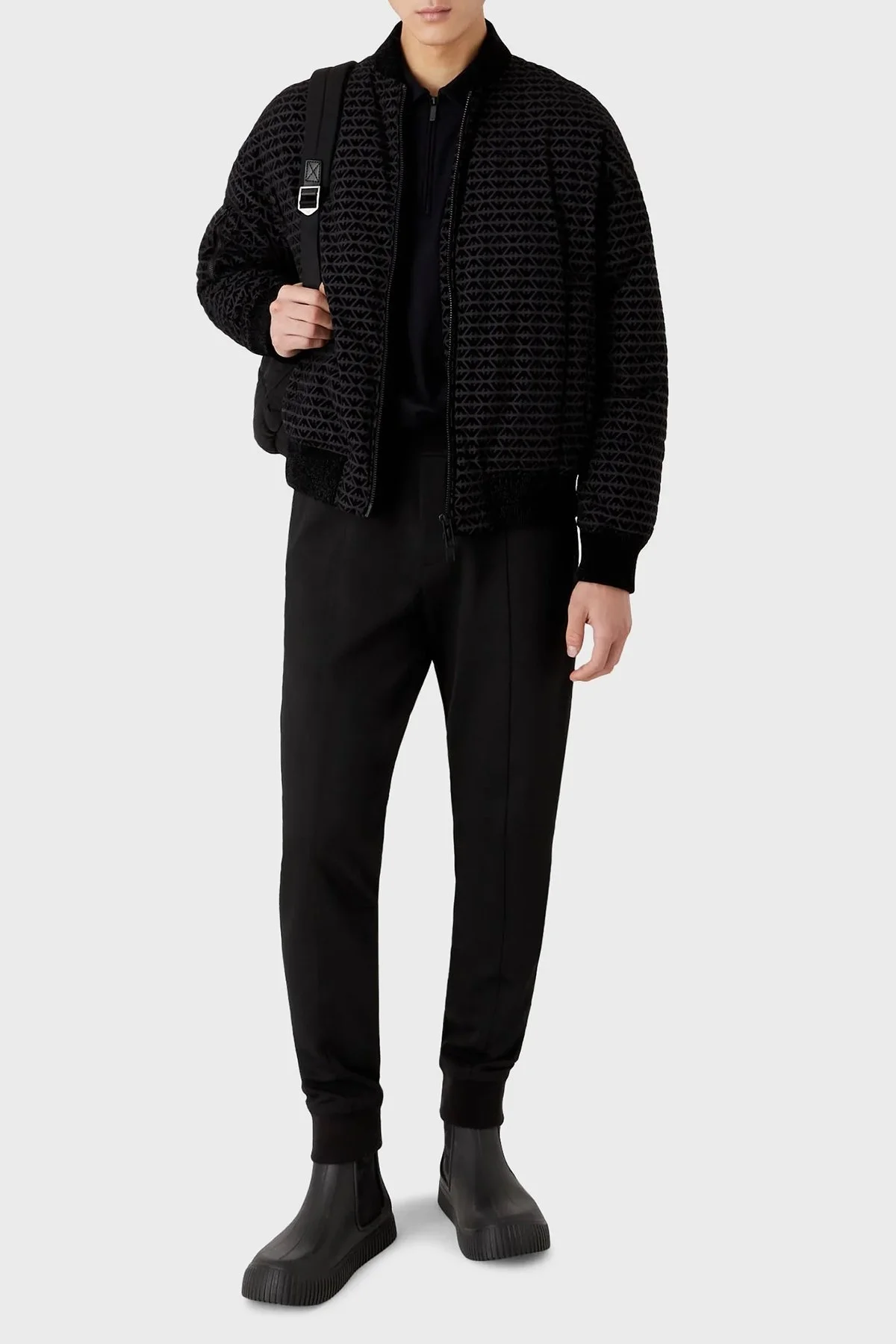 Emporio Armani Tamamı Baskılı Regular Fit Kadife Detaylı Kolej Yaka Erkek Mont 6L1BF8 1NNCZ 0999 SİYAH - 3