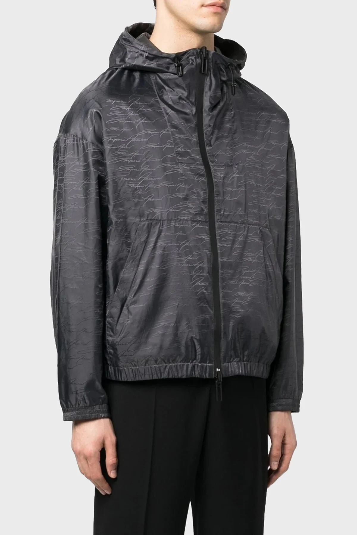 Emporio Armani Tamamı Logo Baskılı Kapüşonlu Regular Fit Erkek Mont 3R1BQ9 1NVSZ F073 SİYAH - 1