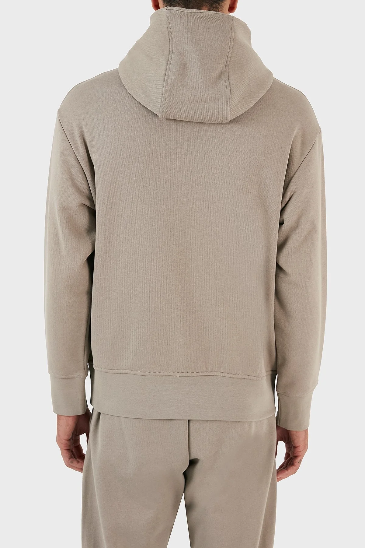 Emporio Armani Tamamı Logo Kabartmalı % 100 Pamuk Kapüşonlu Regular Fit Erkek Sweat 6R1MCR 1JWPZ 0643 BEJ - 2