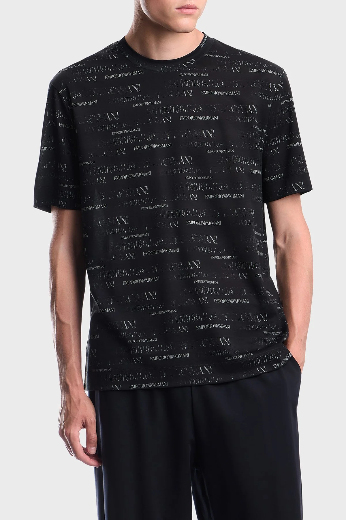 Emporio Armani Tamamı Logolu Bisiklet Yaka Erkek T Shirt EM006812 AF10017 FB563 Lacivert - 1
