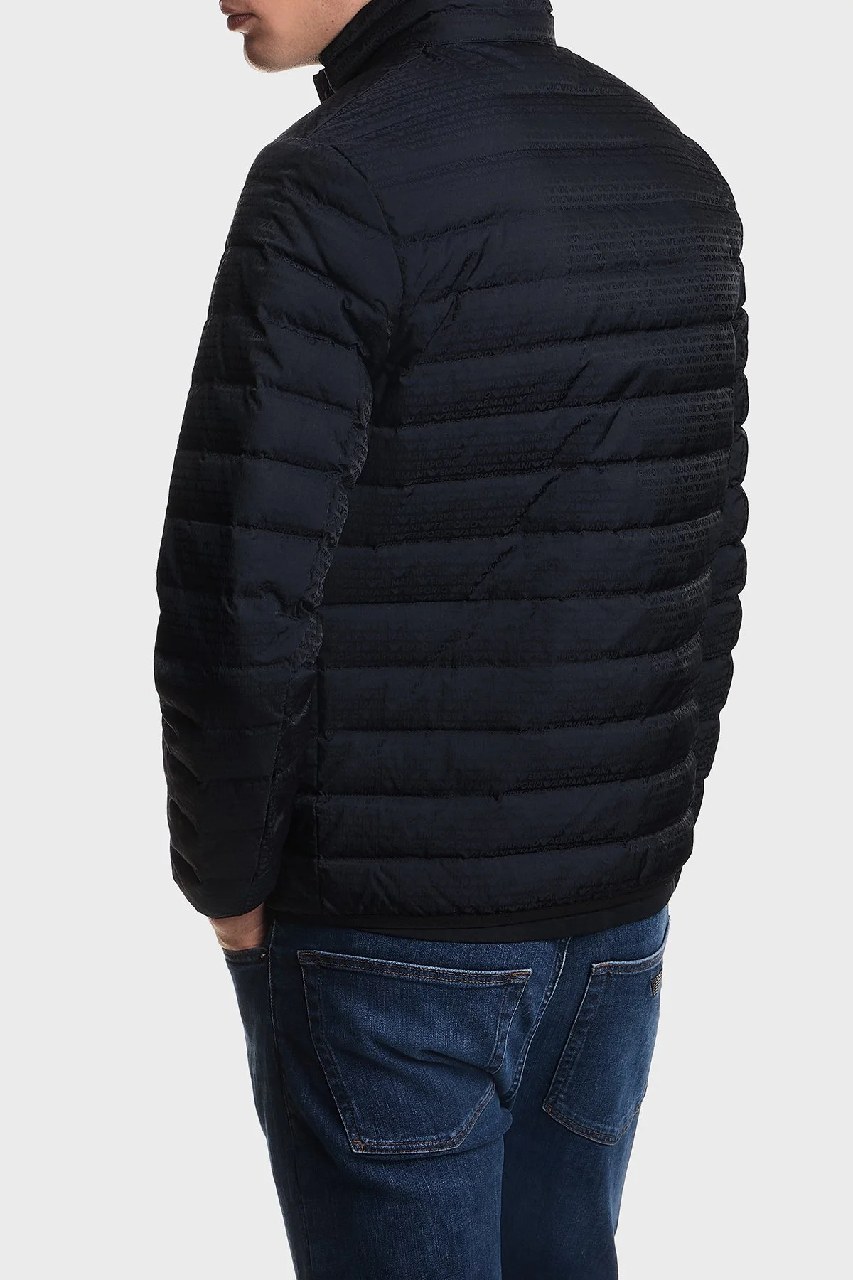 Emporio Armani Tamamı Logolu Dik Yaka Su İtici Erkek Mont EM004953 AF15384 UB118 Lacivert - 3