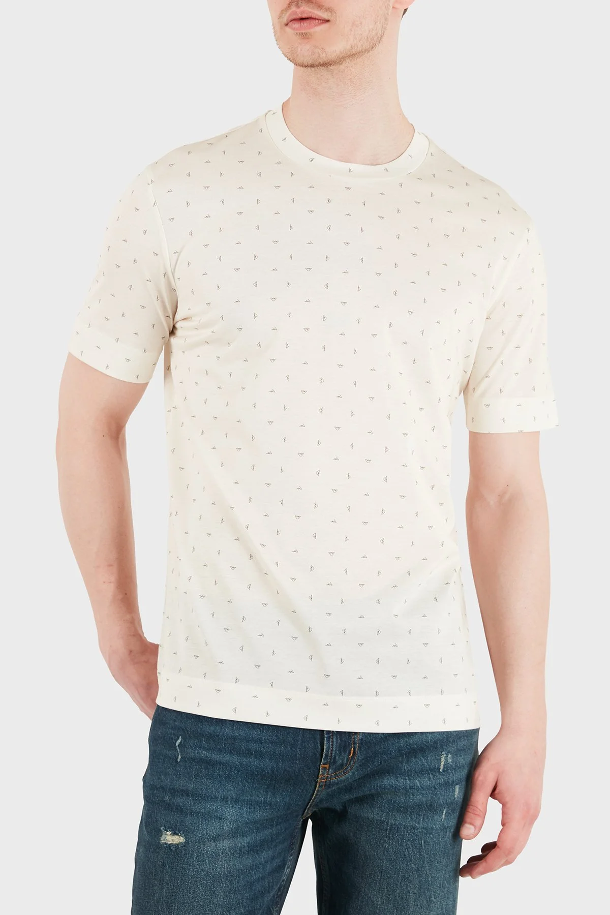 Emporio Armani Tamamı Logolu Regular Fit Bisiklet Yaka Erkek T Shirt EM005270 AF24857 F1198 EKRU - 1