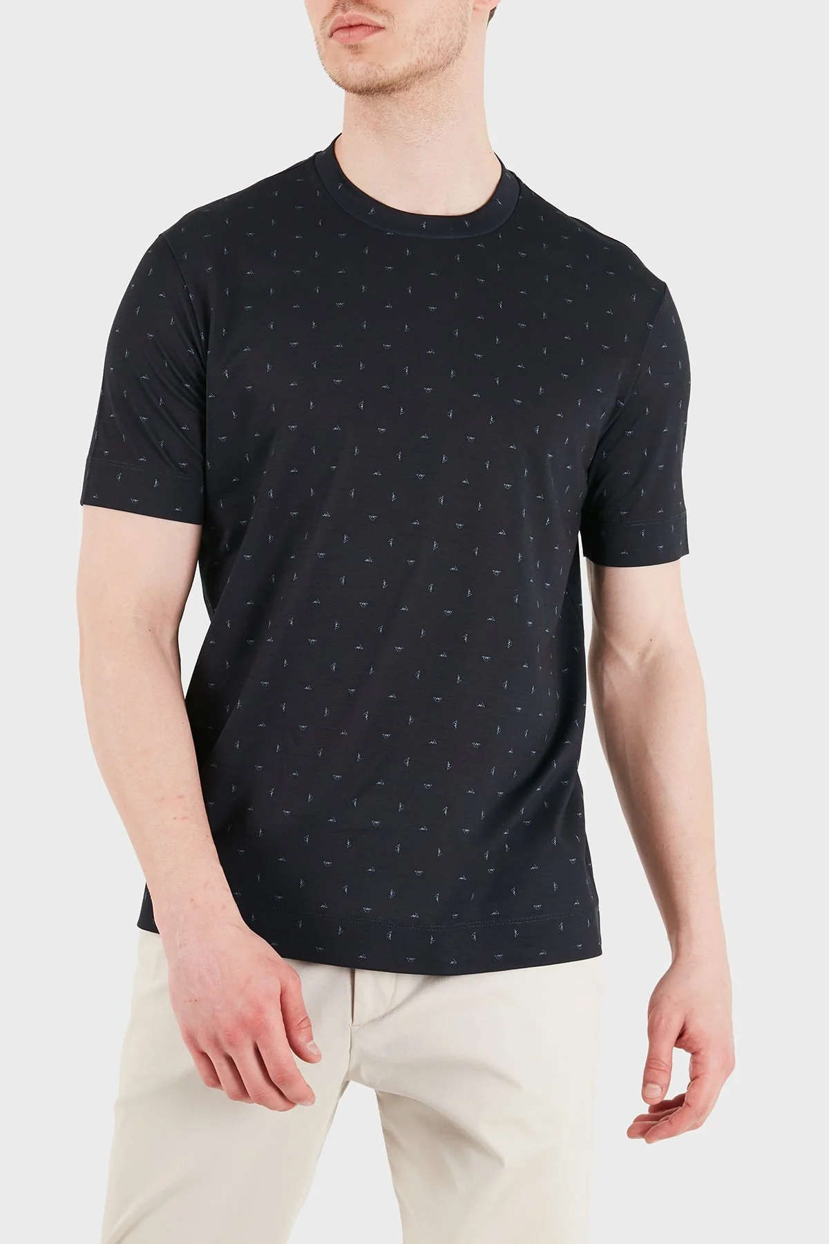 Emporio Armani Tamamı Logolu Regular Fit Bisiklet Yaka Erkek T Shirt EM005270 AF24857 FB485 LACİVERT - 1