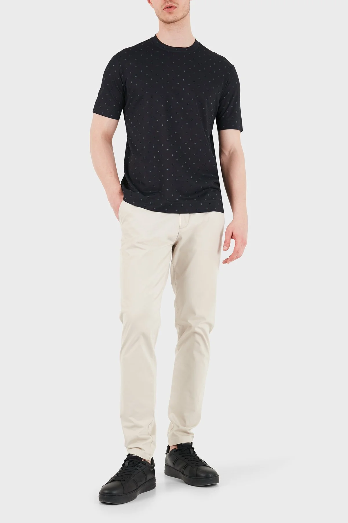 Emporio Armani Tamamı Logolu Regular Fit Bisiklet Yaka Erkek T Shirt EM005270 AF24857 FB485 LACİVERT - 2