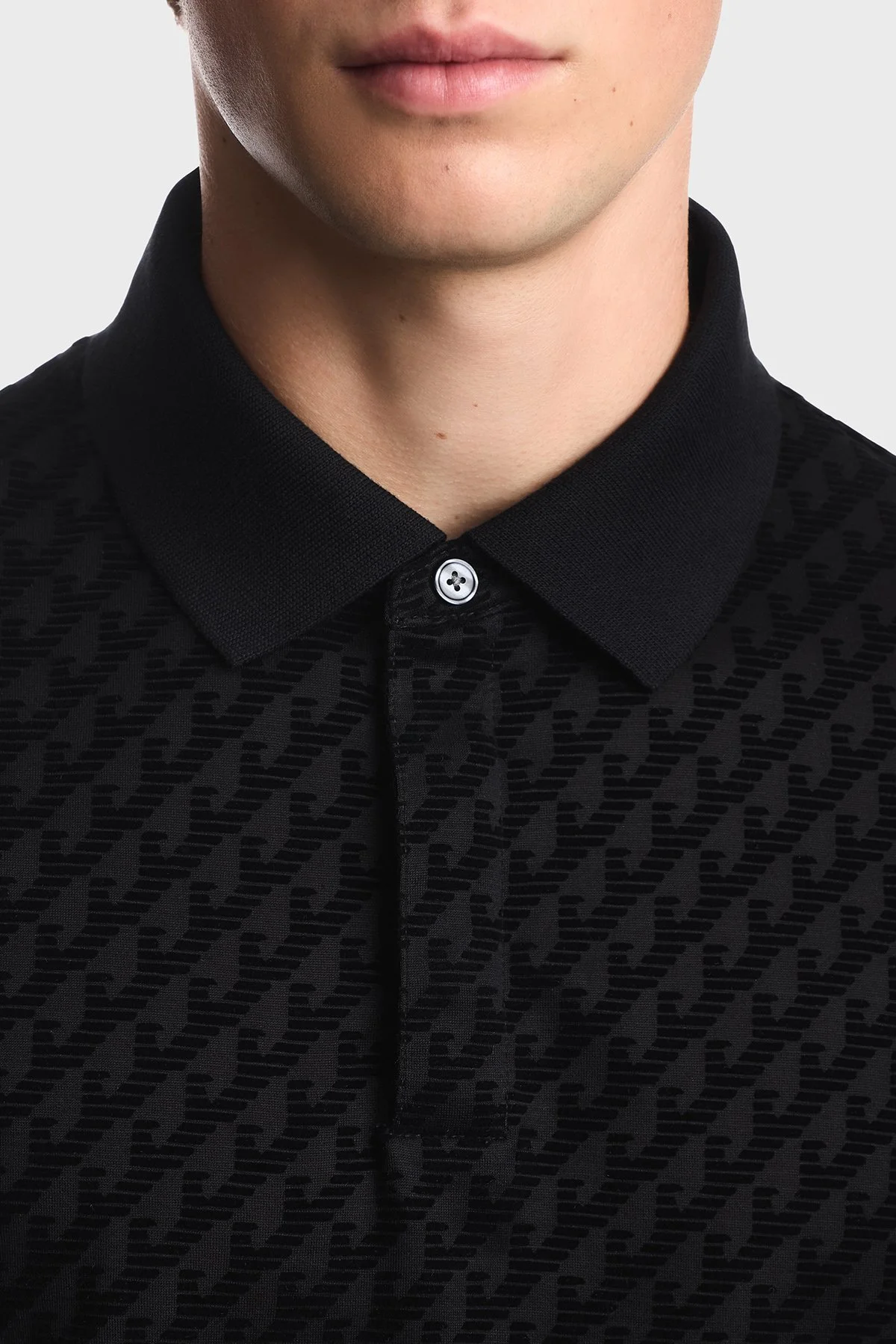 Emporio Armani Tamamı Logolu Regular Fit Düğmeli Erkek Polo EM007339 AF10017 FC375 Siyah - 6
