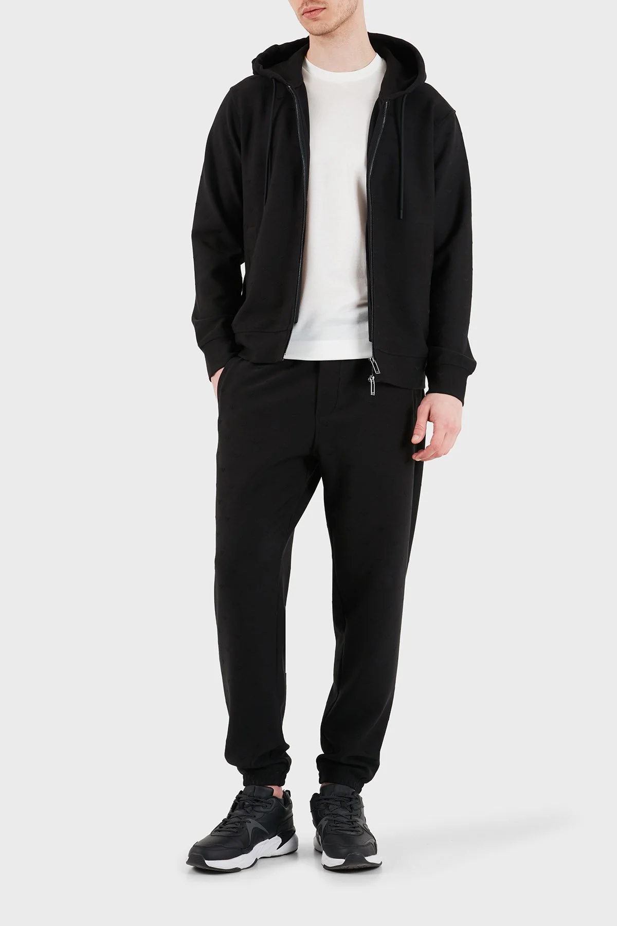 Emporio Armani Tamamı Logolu Regular Fit Kapüşonlu Fermuarlı Erkek Sweat EM004867 AF13700 FC322 SİYAH - 2