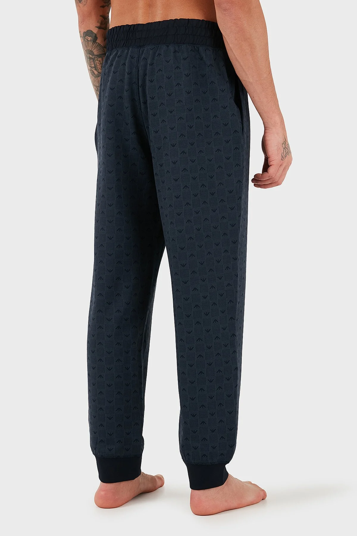 Emporio Armani Tamamı Logolu Relaxed Fit Normal Bel Lastikli Paça Jogger Erkek Pantolon EM000500 AF14992 FB056 MAVİ - 3