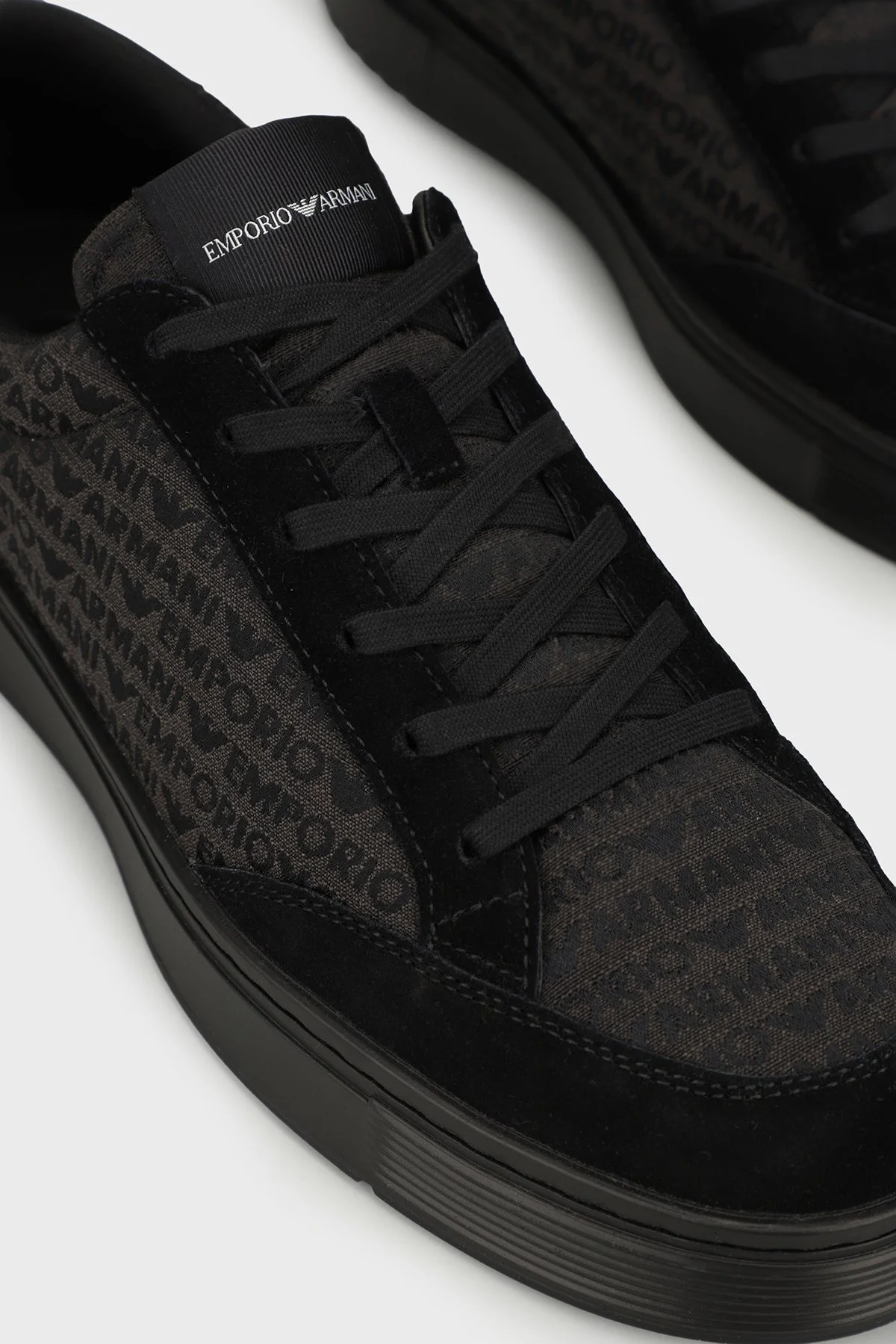 Emporio Armani Tamamı Logolu Sneaker Erkek Ayakkabı EM004782 AF24459 MC406 SİYAH - 4