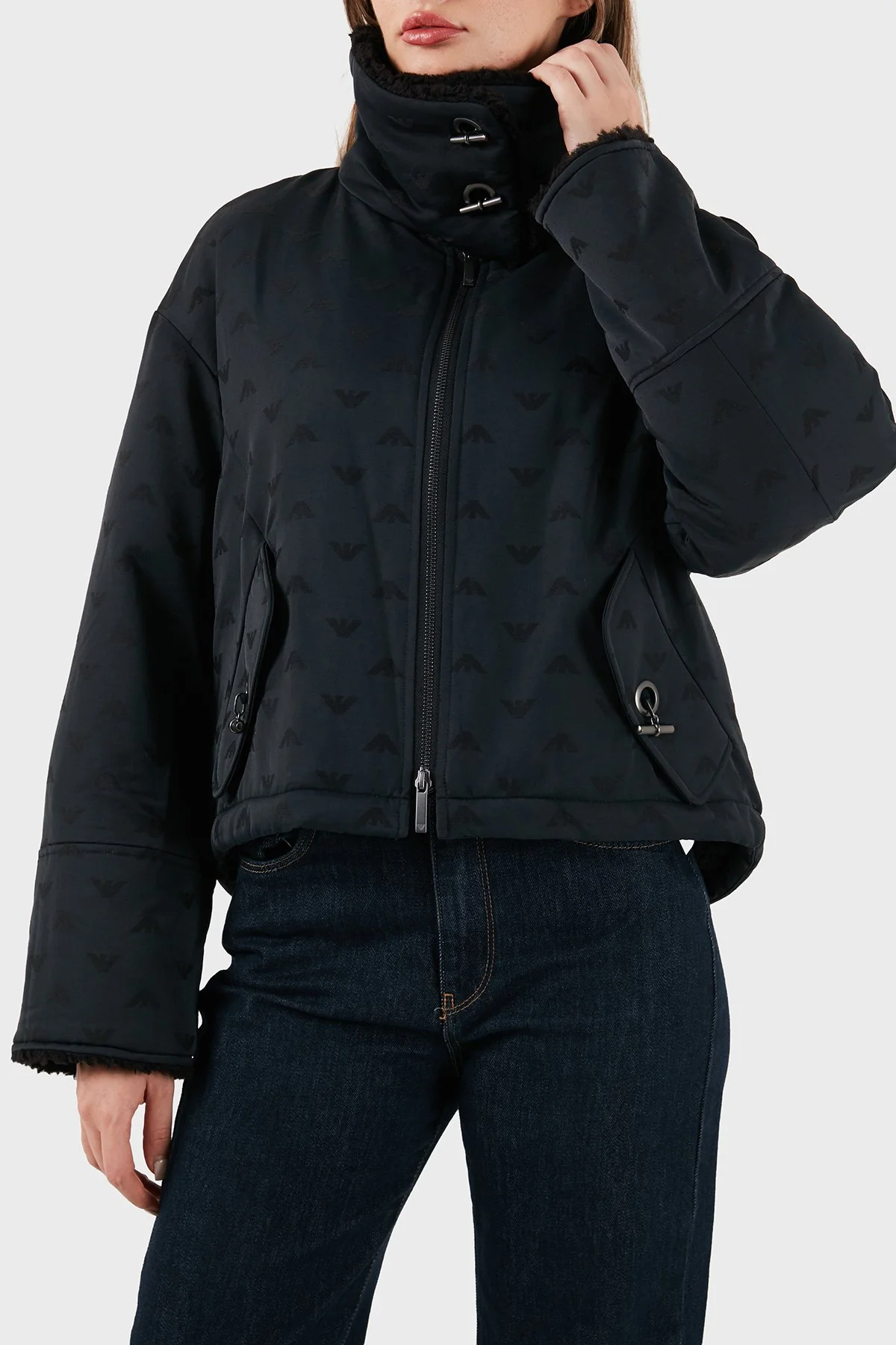 Emporio Armani Tamamı Logolu Yün Karışımlı Klasik Yaka Fermuarlı Bayan Mont EW001392 AF14362 UC001 SİYAH - 4