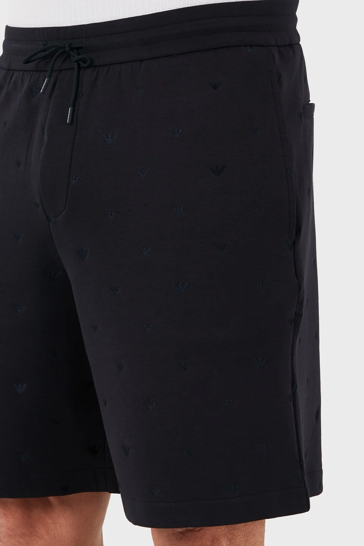Emporio Armani Tümü Logolu Regular Fit Bermuda Erkek Short EM001403 AF10013 FB234 LACİVERT - 13