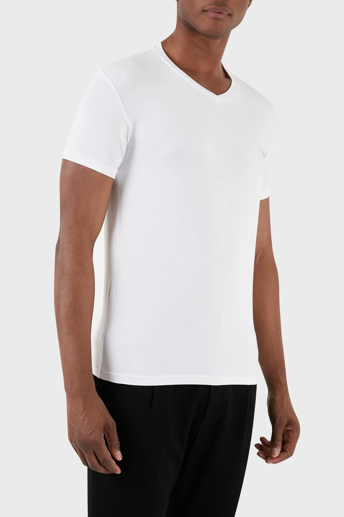 Emporio Armani V Yaka Regular Fit Erkek T Shirt 112010 3F511 00010 BEYAZ - 4
